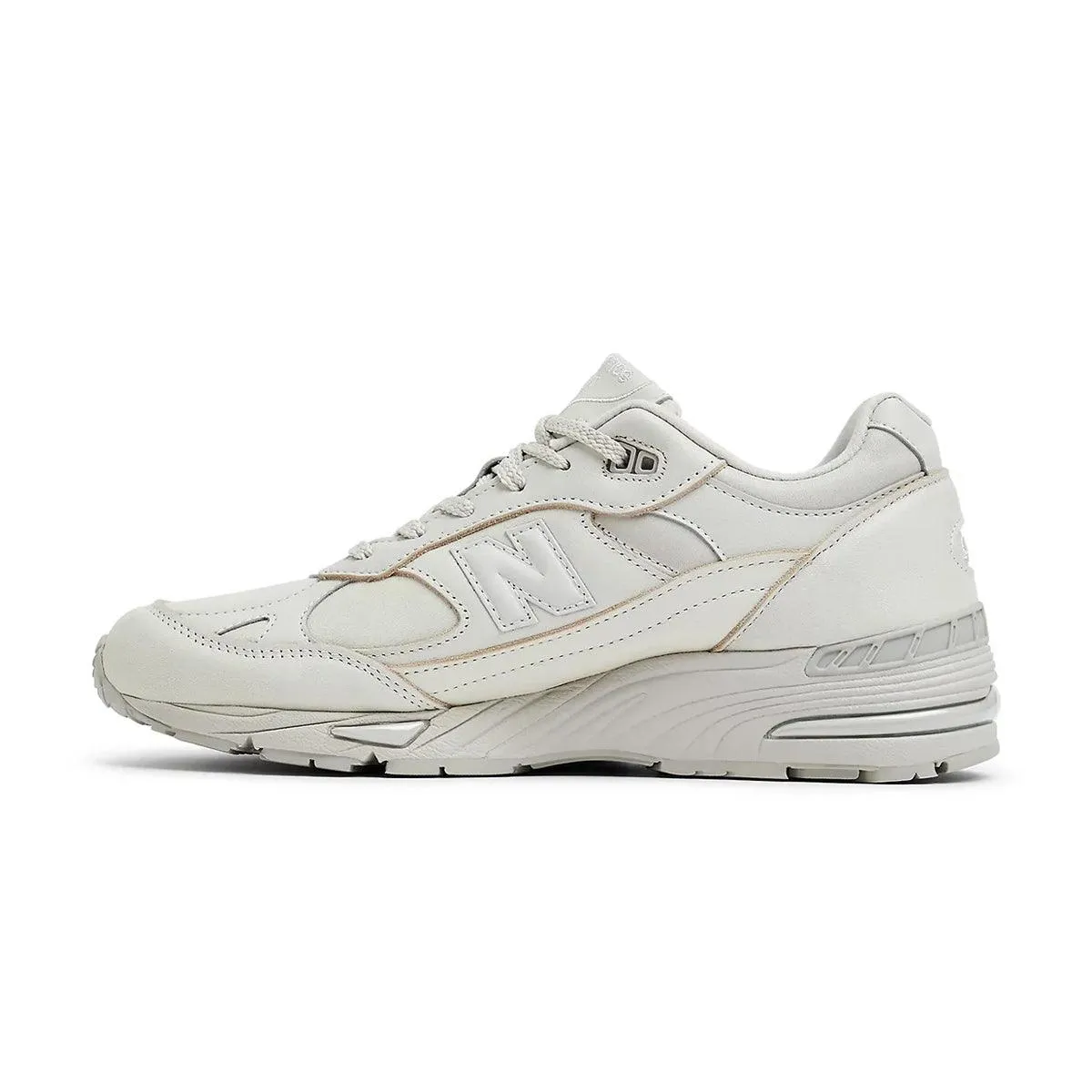 Daily Chill in UK 991 'Off White'