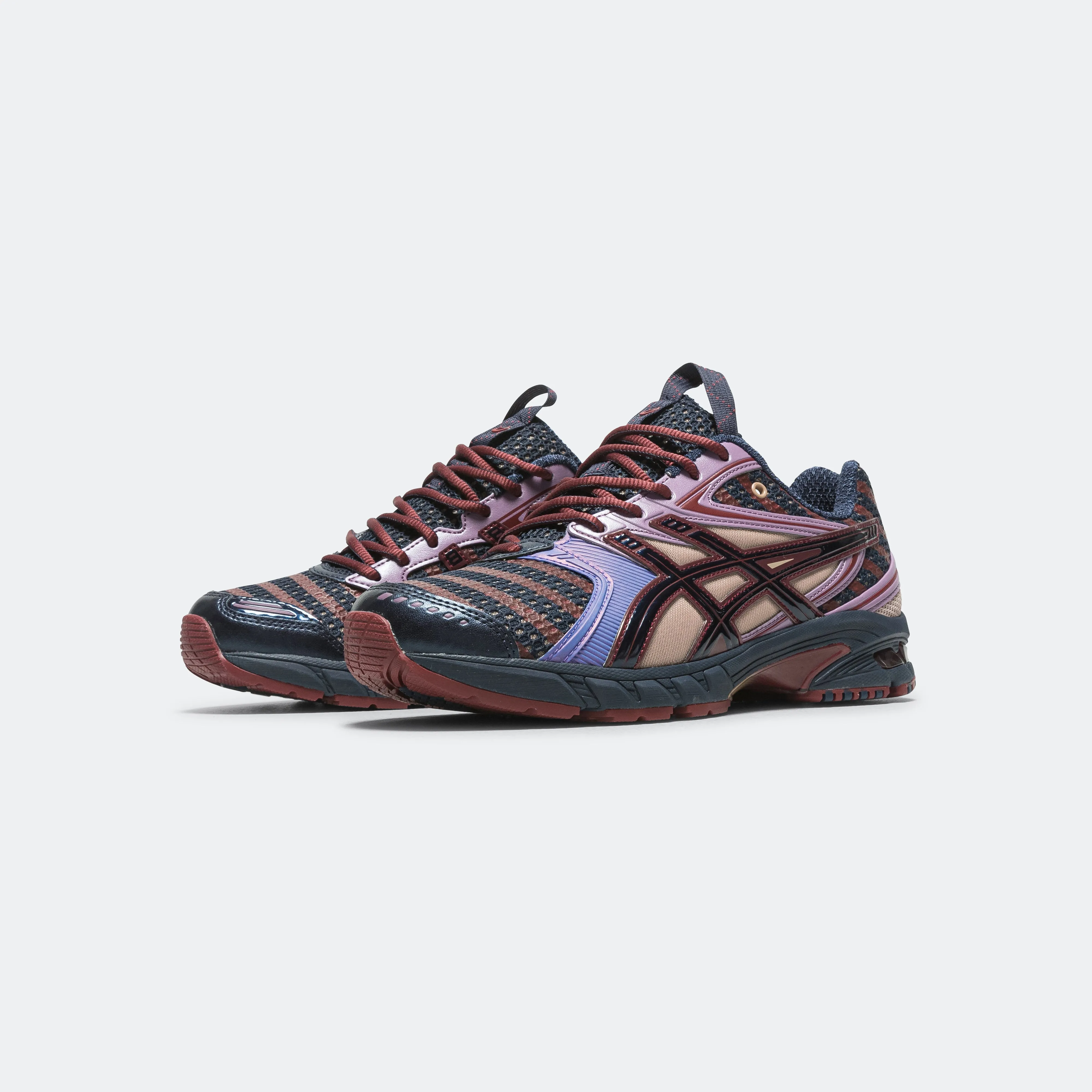 UB9-S GEL-DS Trainer 14 - Midnight/Purple Oxide Hydrophobic Fabric