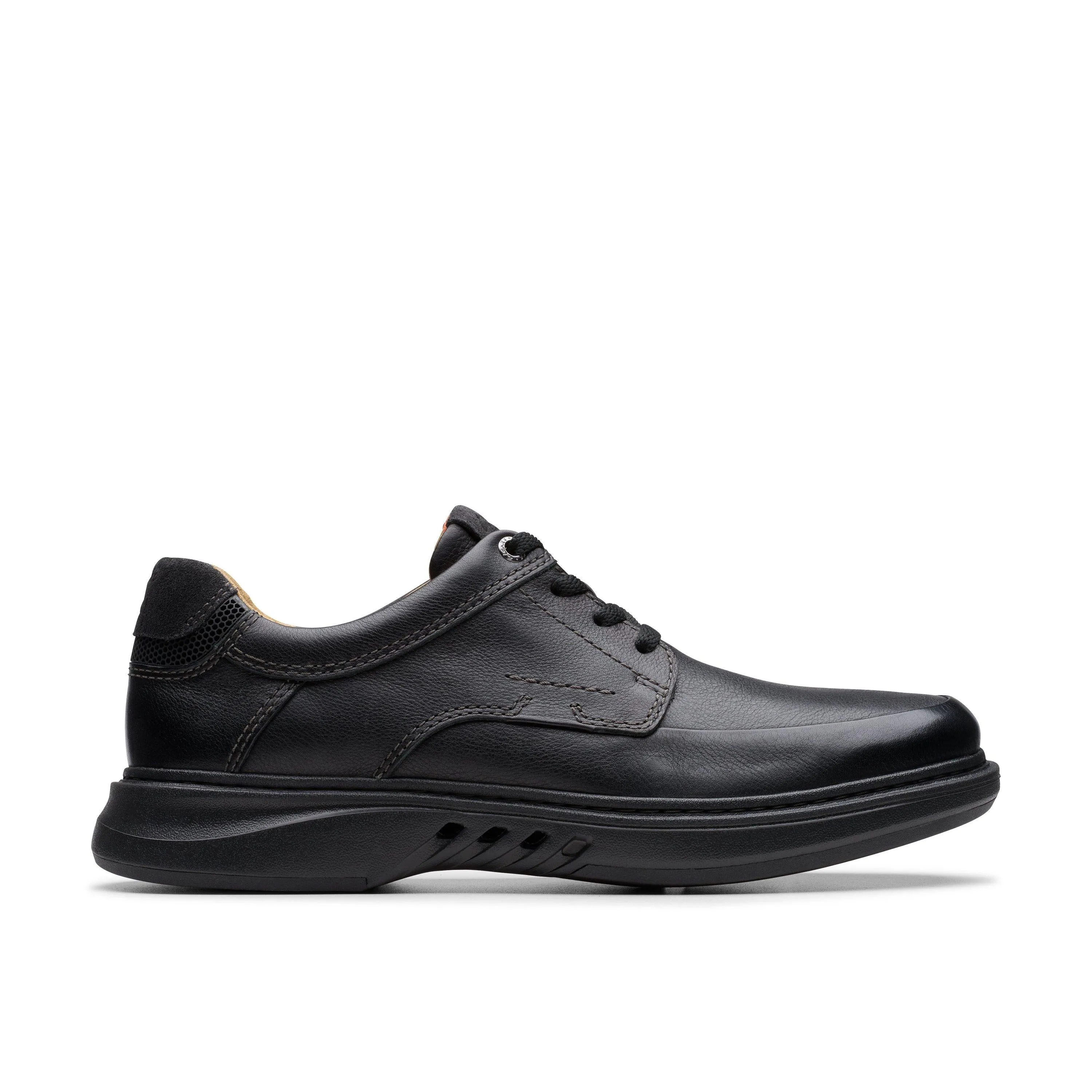 Octagon Pattern CLARKS UN BRILEY PACE