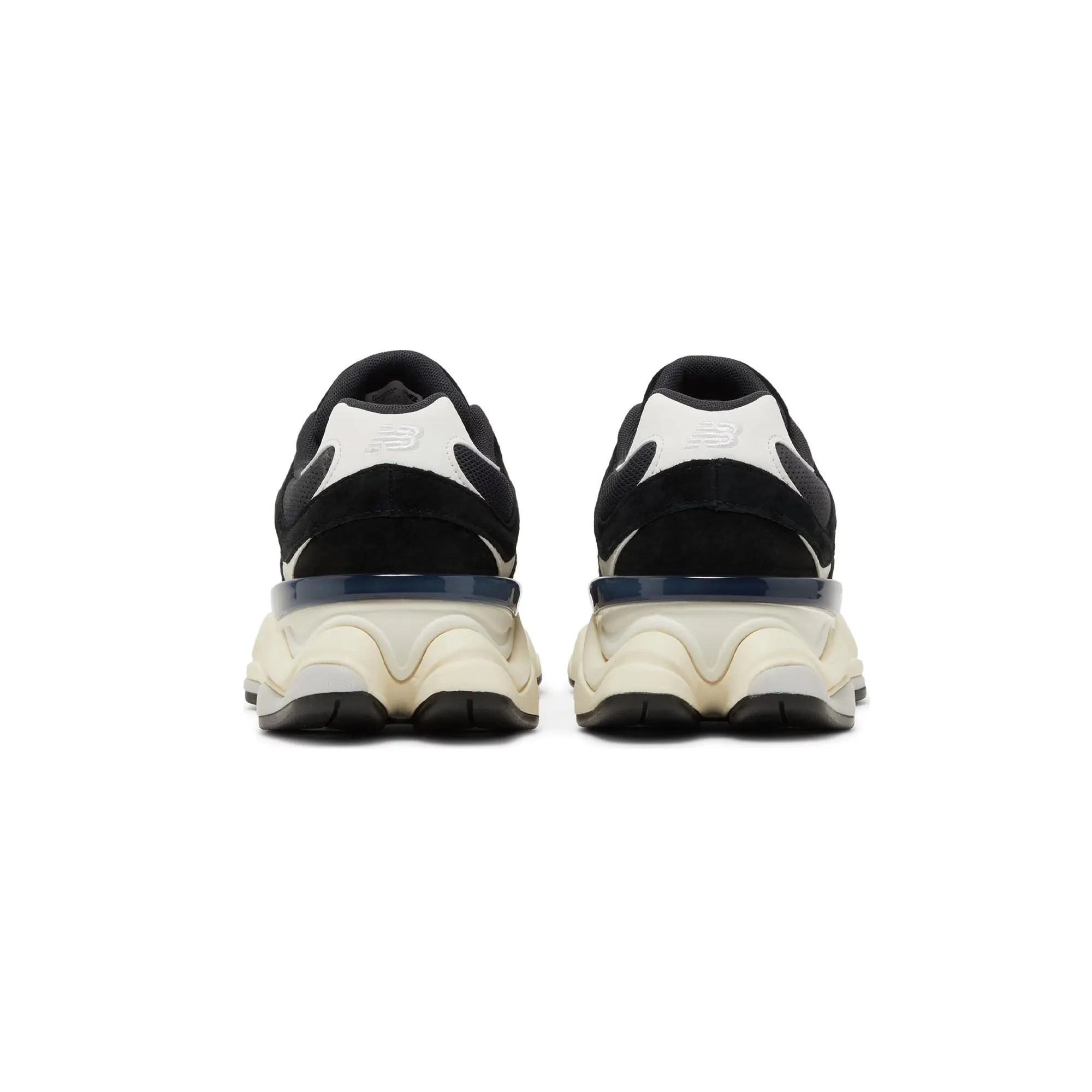 9060 'Black and White' (2023) Earth Brown
