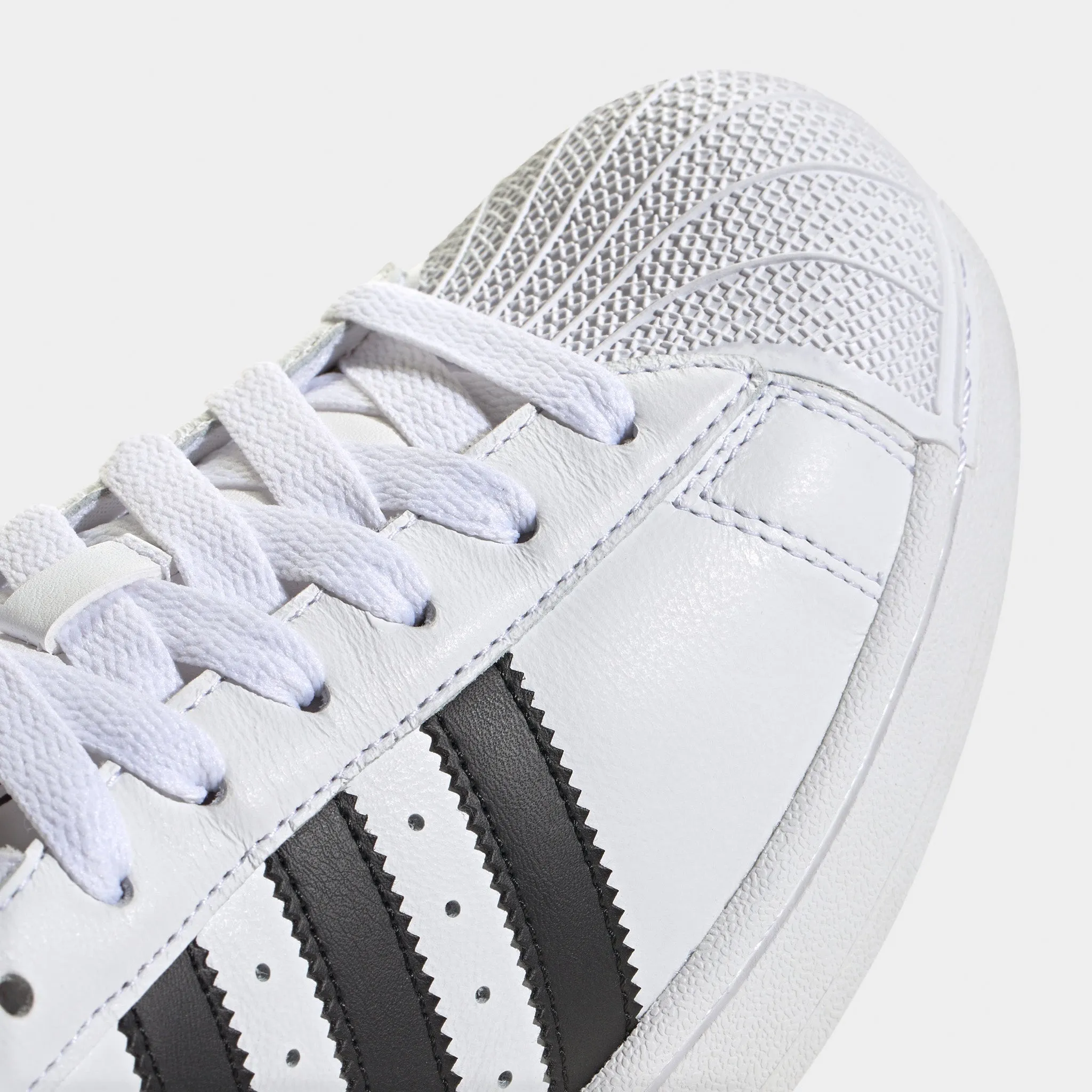 Edge Hike adidas Superstar II White / Black
