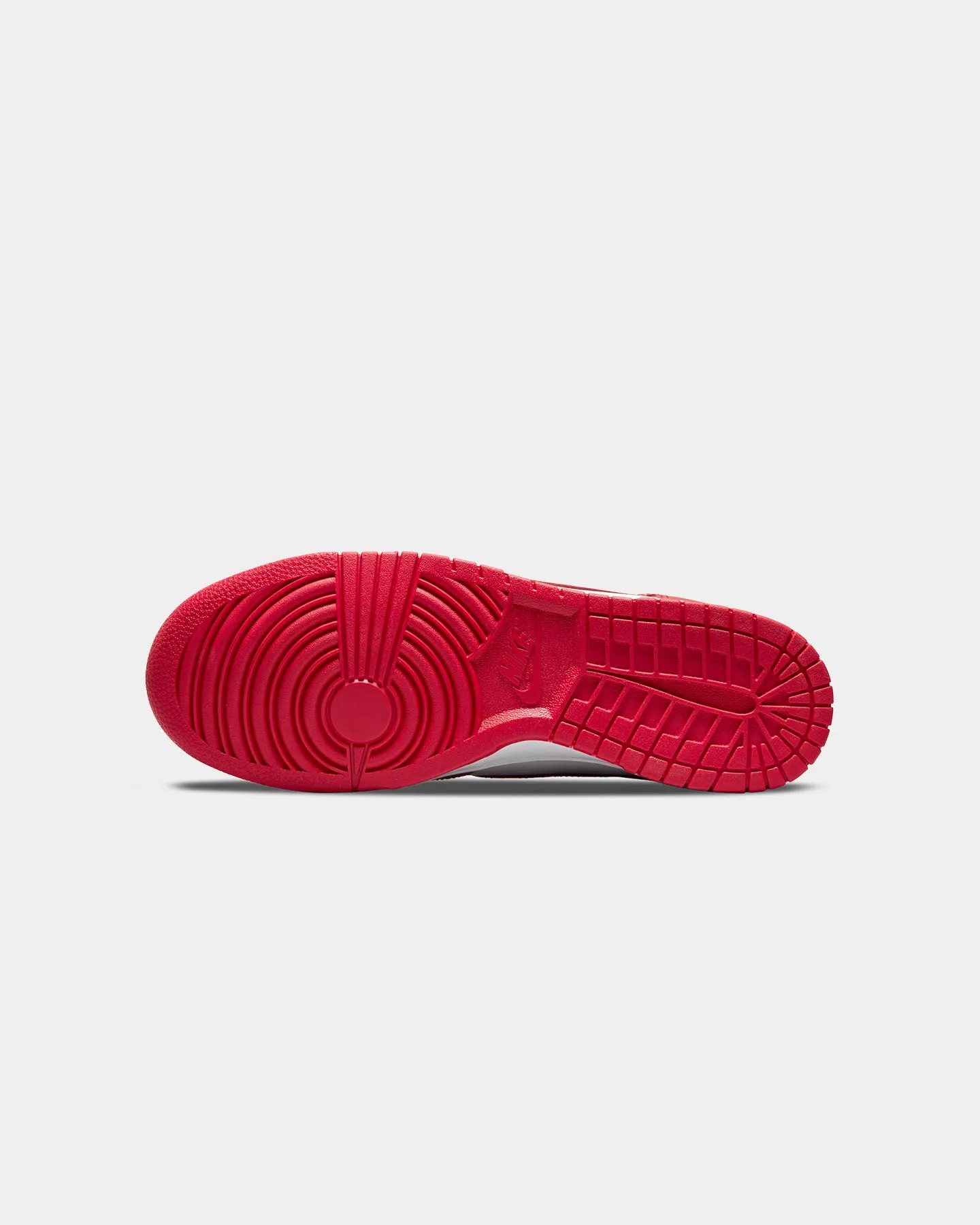 Comfort Walk Retro Mood Nike Dunk High Retro University red