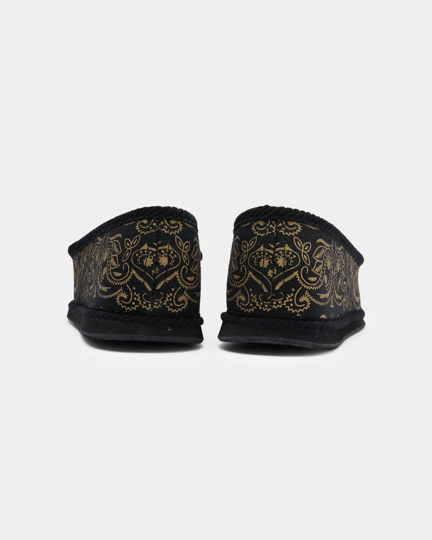 Goat Crew Bandana Slipper Black/Gold Comfort Run