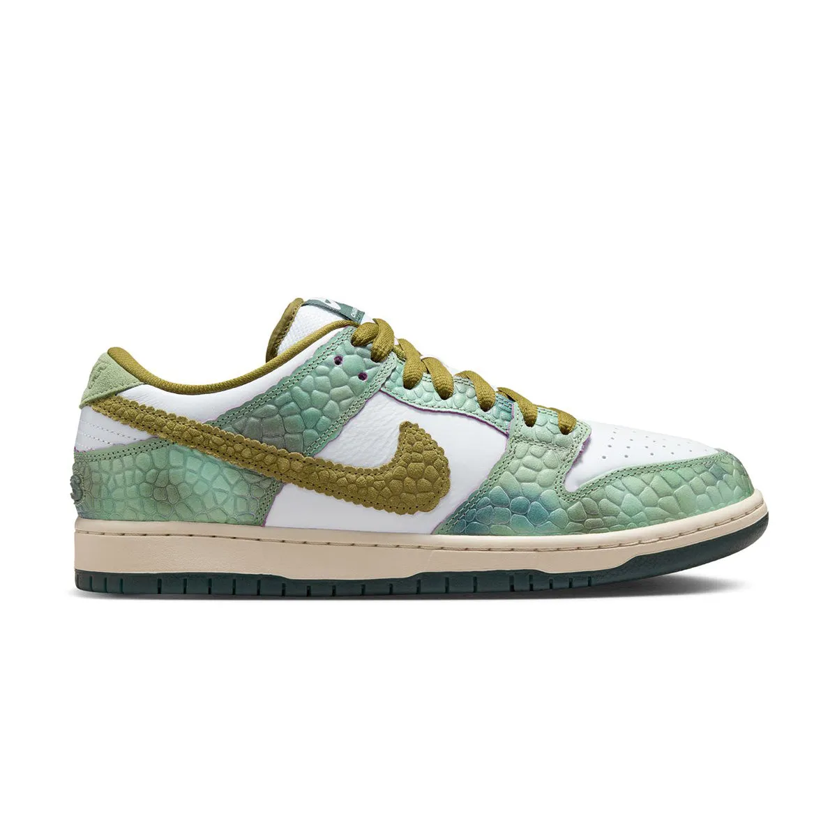 Shock Resistant Urban Style   Alexis Sablone SB Dunk Low 'Oil Green'