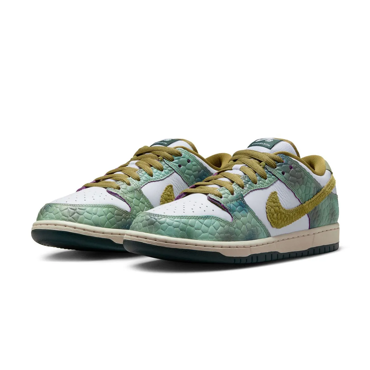   Alexis Sablone SB Dunk Low 'Oil Green' wide - fitting Enhanced design