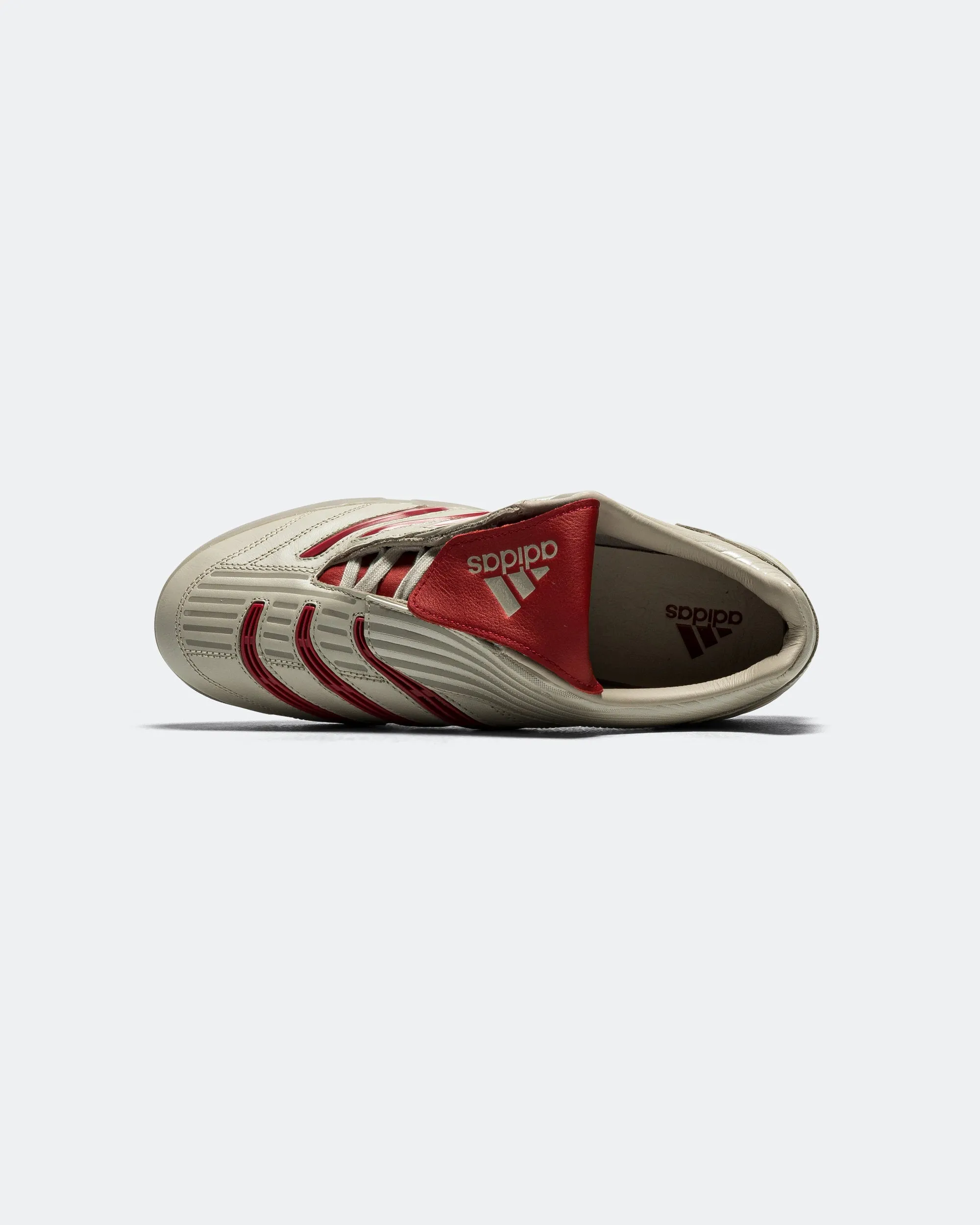 Adaptive Movement Predator Sala - Beige/Team Victory Red-Metallic Gold