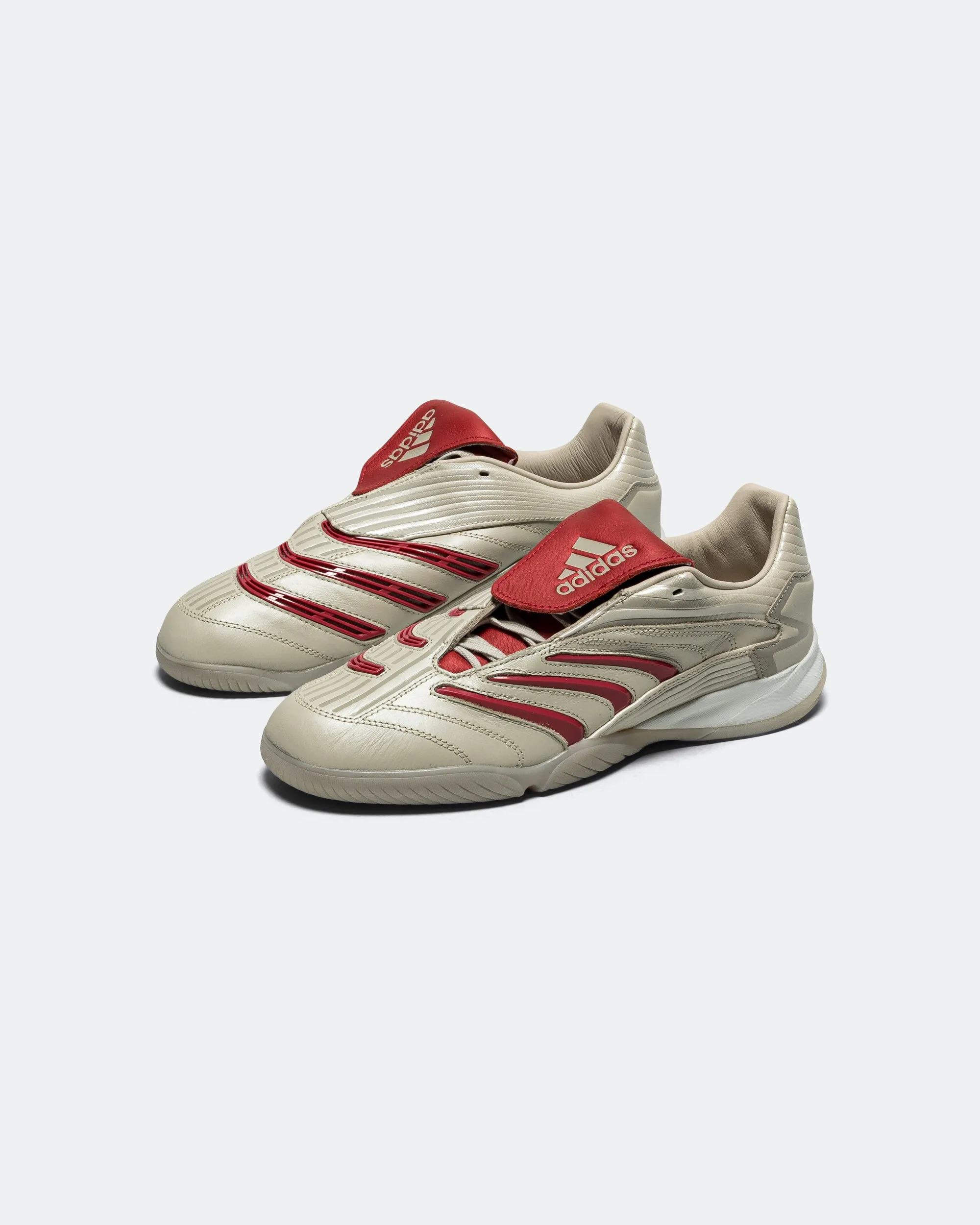 Cushioned Grip Predator Sala - Beige/Team Victory Red-Metallic Gold