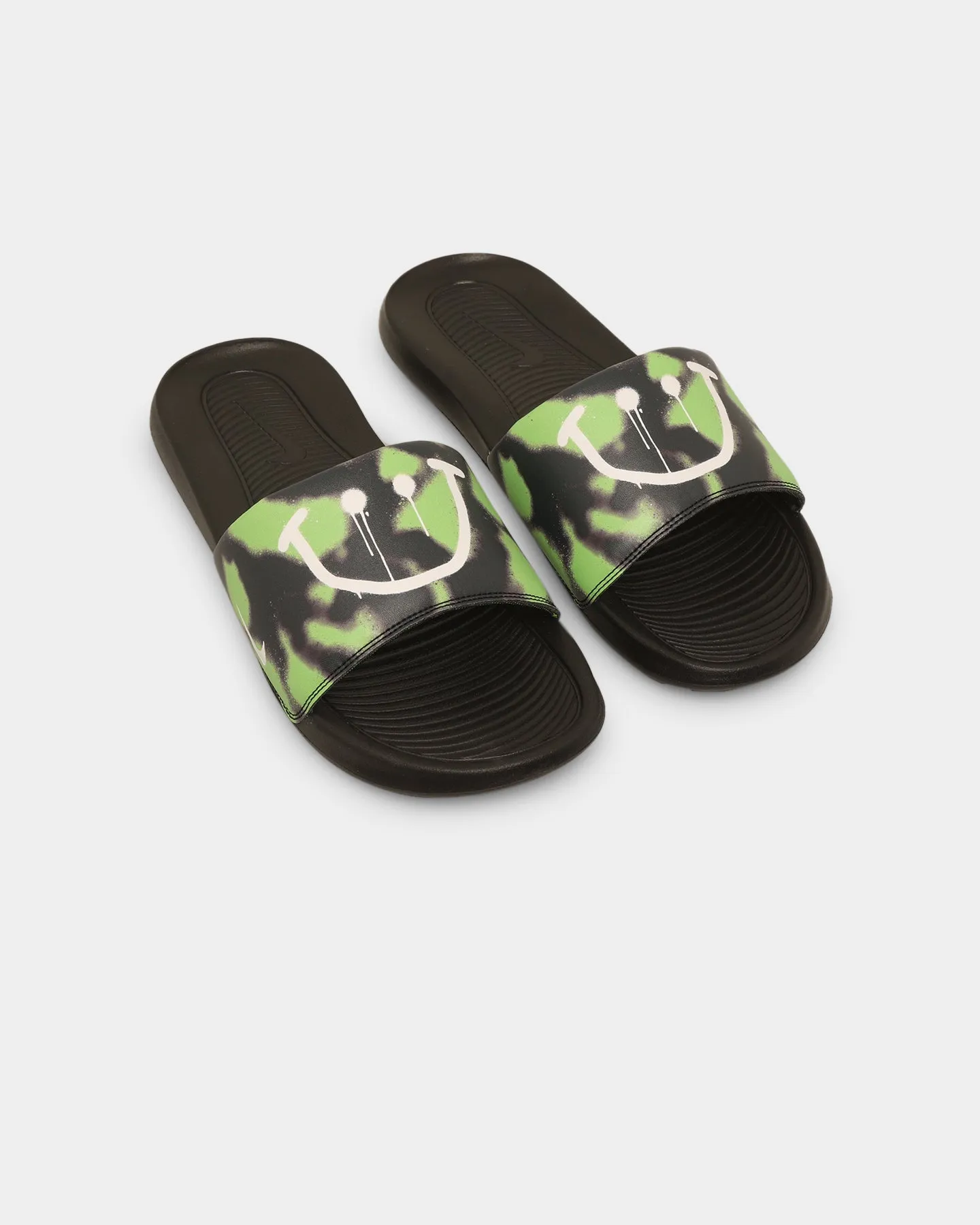 Wind Safe Comfort Walk Nike Victori One Action Green/White