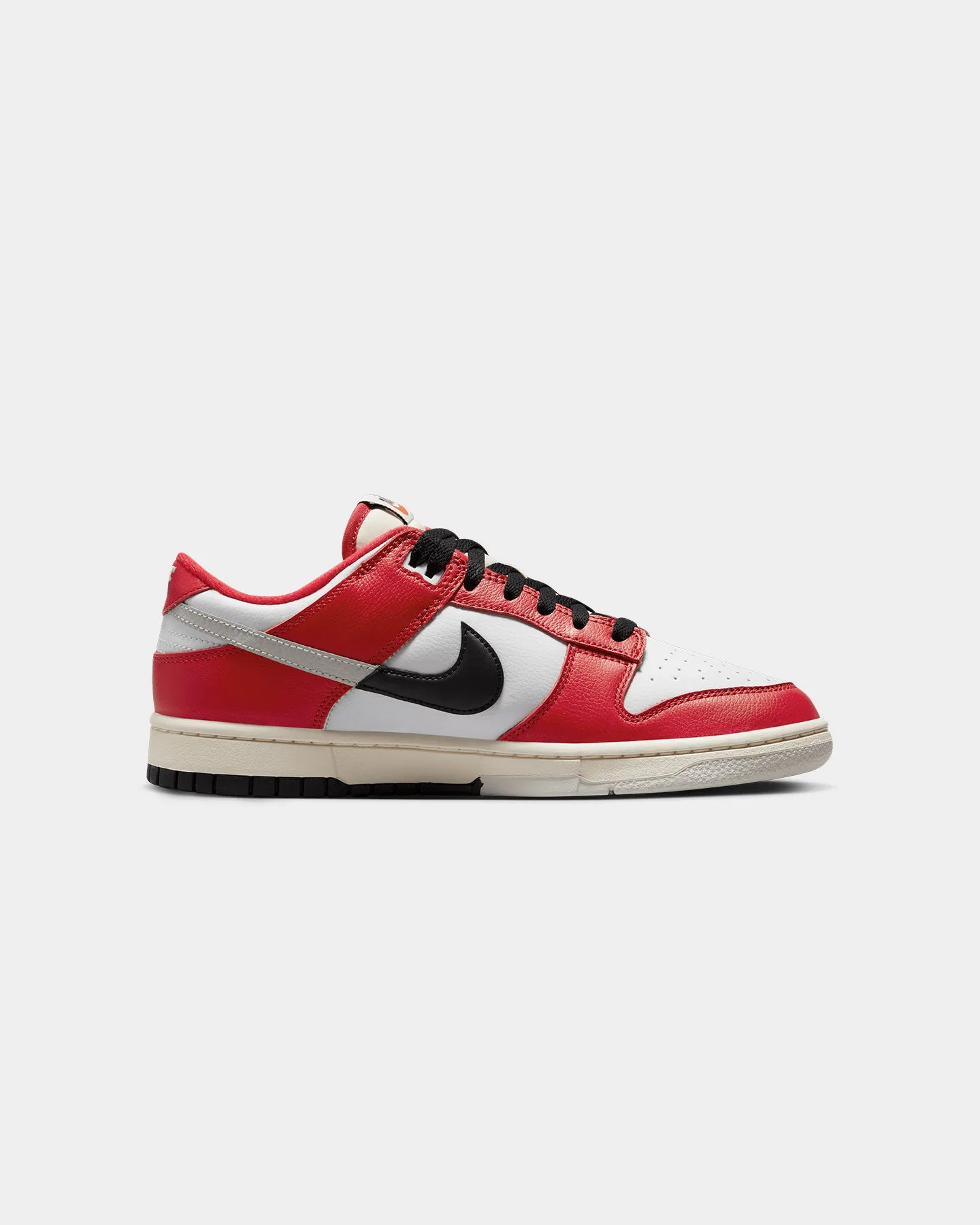 slow walk Nike Dunk Low Retro PRM "Chicago Split" University Red/Black/Light Silver/White