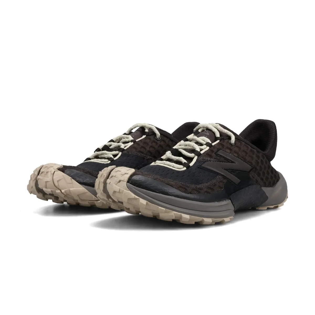 men's medium Minimus Trail 'Black'