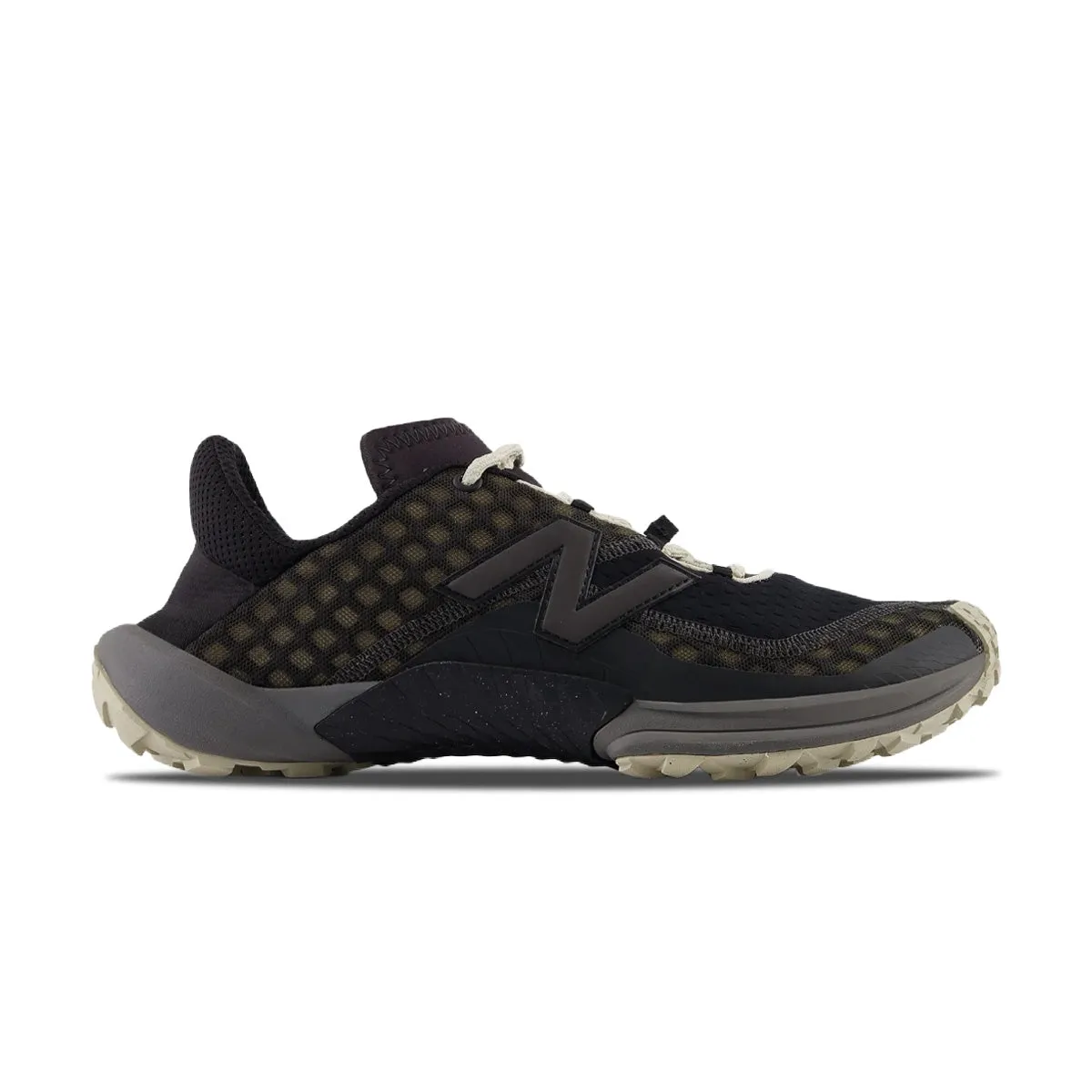 Minimus Trail 'Black' Unique Design least beach