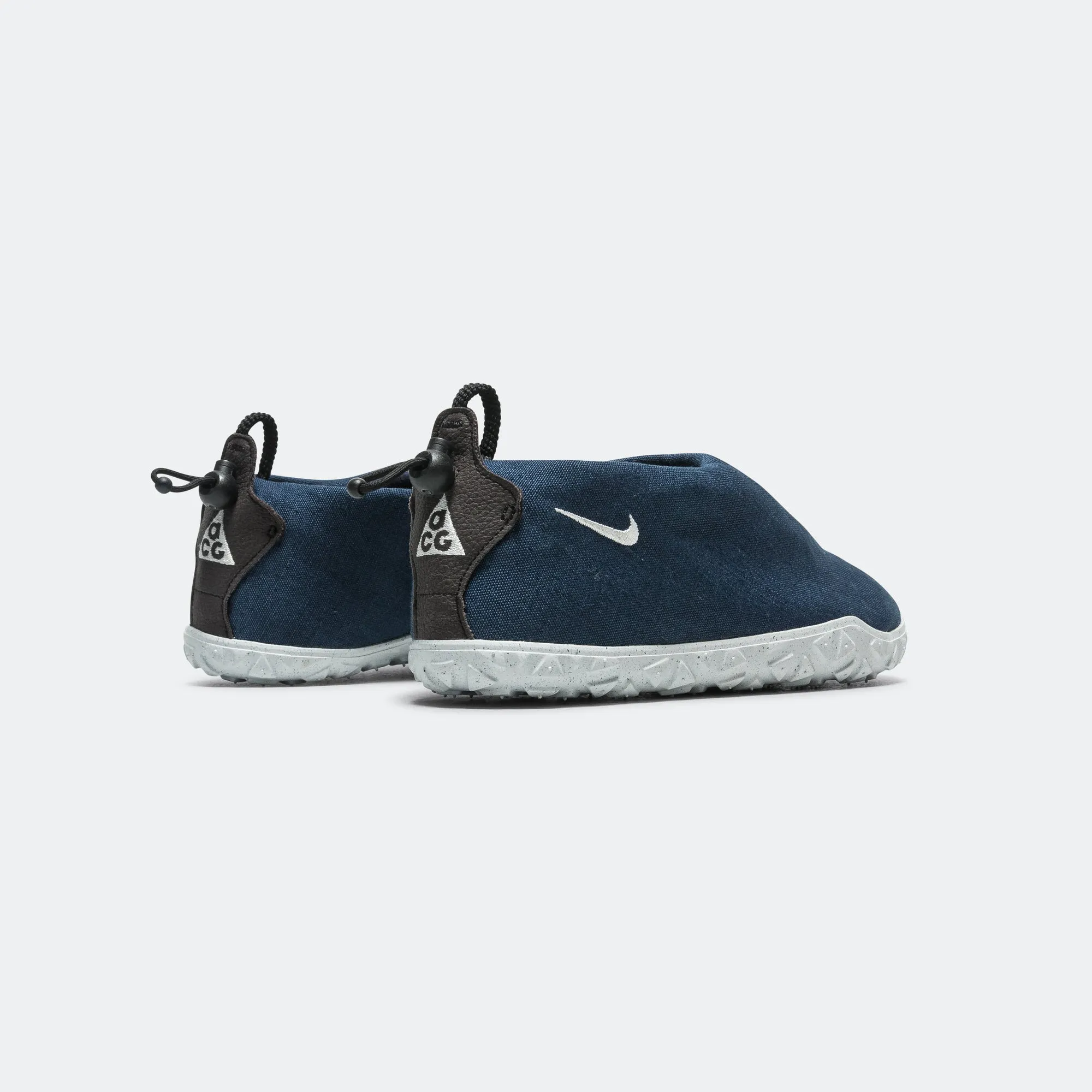 Moc - Armory Navy/Sail-Black-University Red Anti Microbial Treatment Orthopedic Design