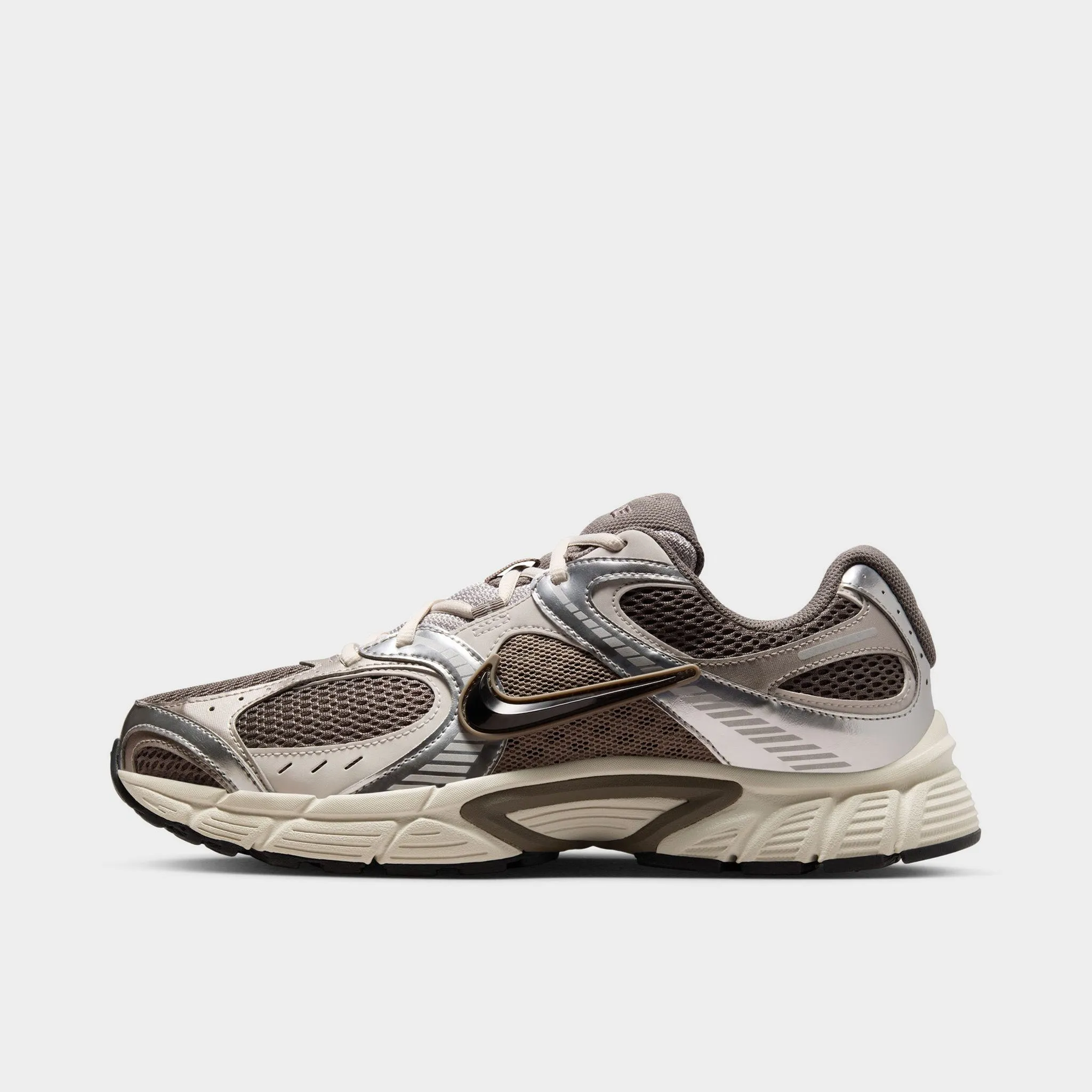 Street Vibes Foot Friendly Nike V5 RNR Cave Stone / Black - College Grey