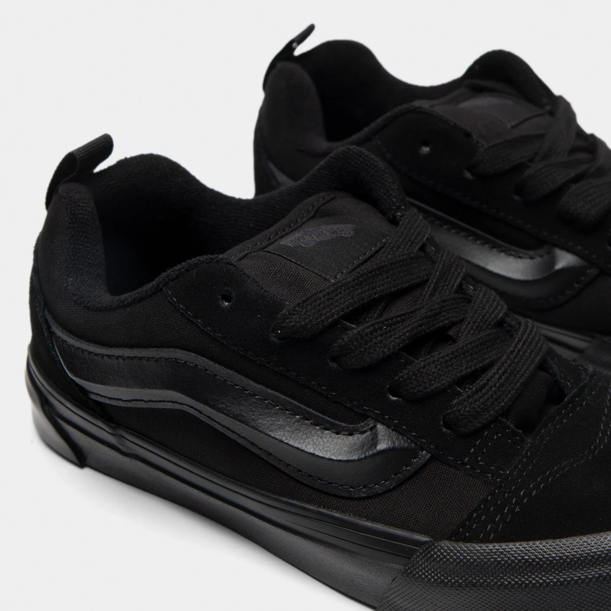 Vans Juniors' Knu Skool Black / Black Green Core
