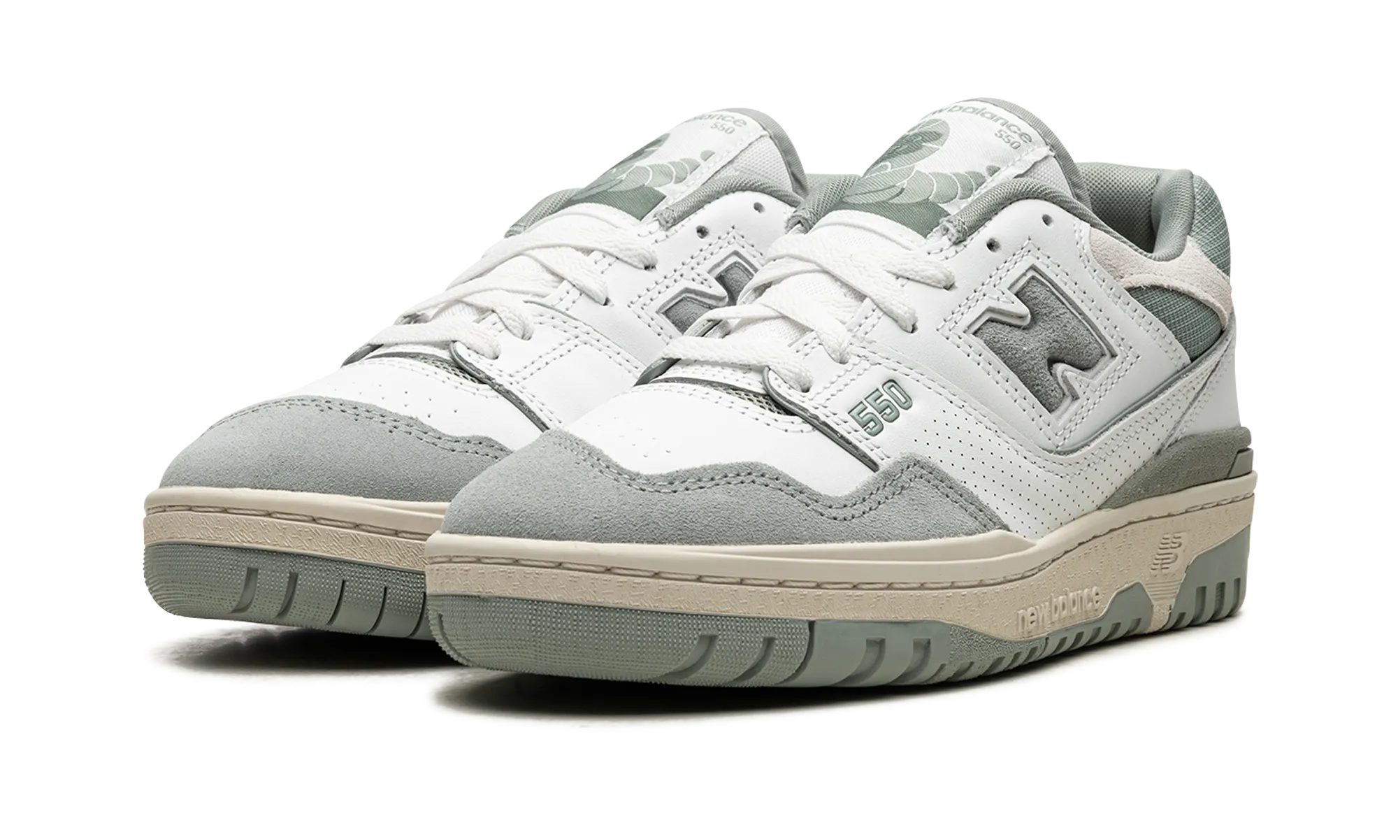550 "Seafoam Green" smooth - sole shoes