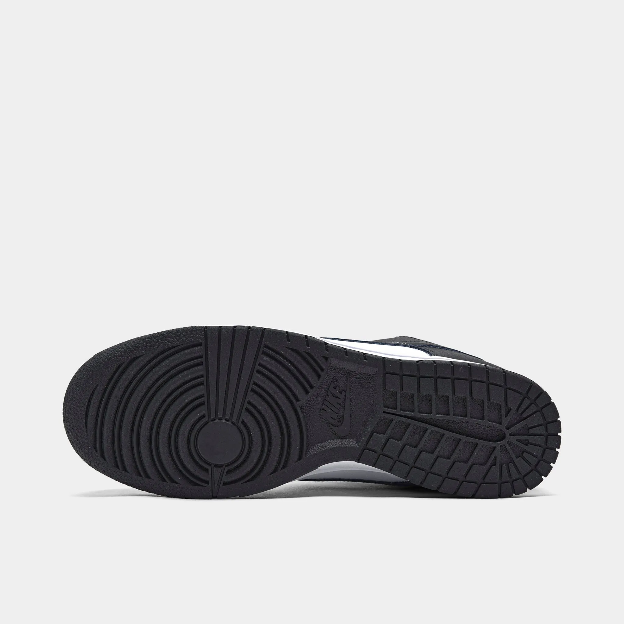 Wardrobe Staple Night Hike Nike Dunk Low Retro White / Black - White