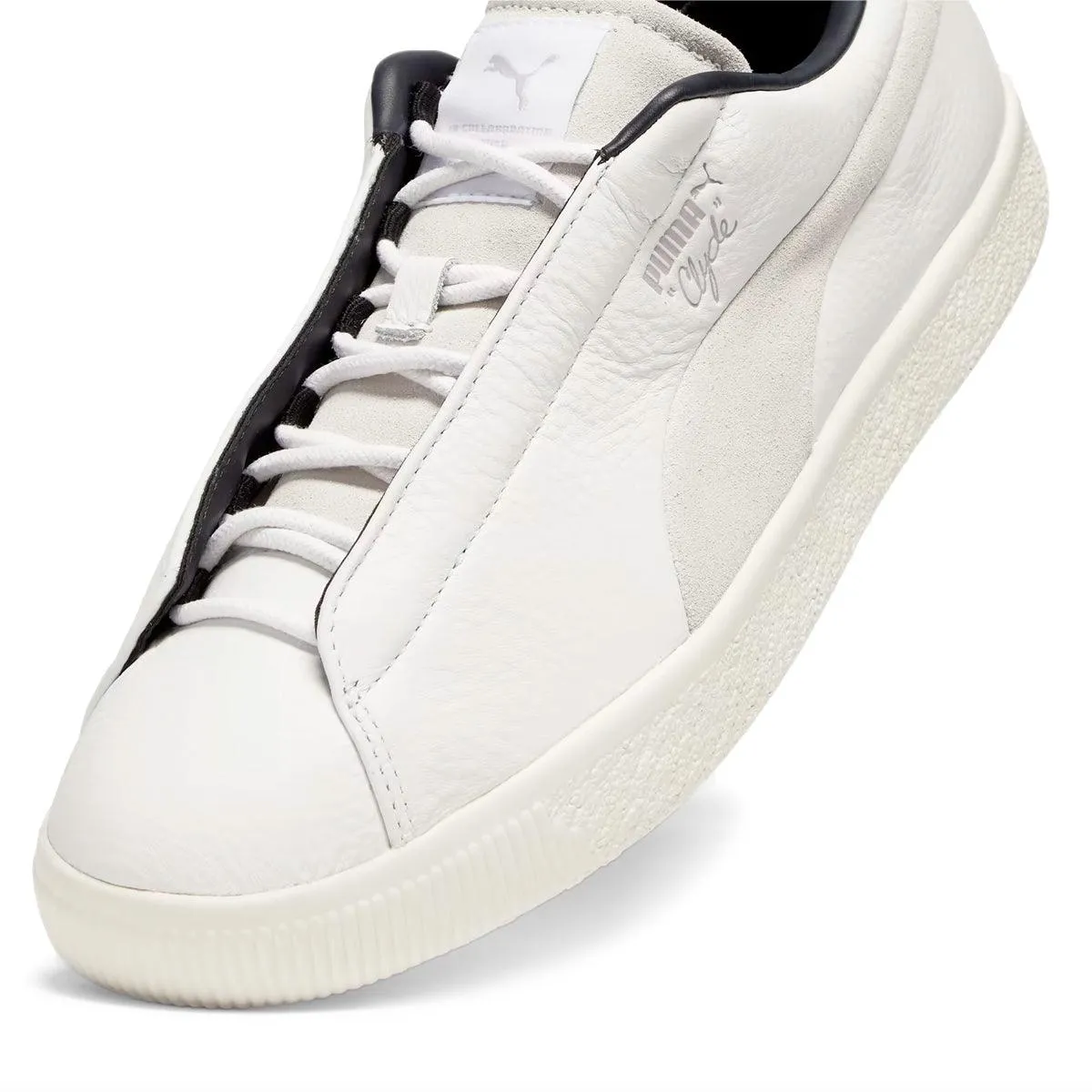   Nanamica Clyde GORE-TEX 'PUMA White' Dock Easy Office Smart