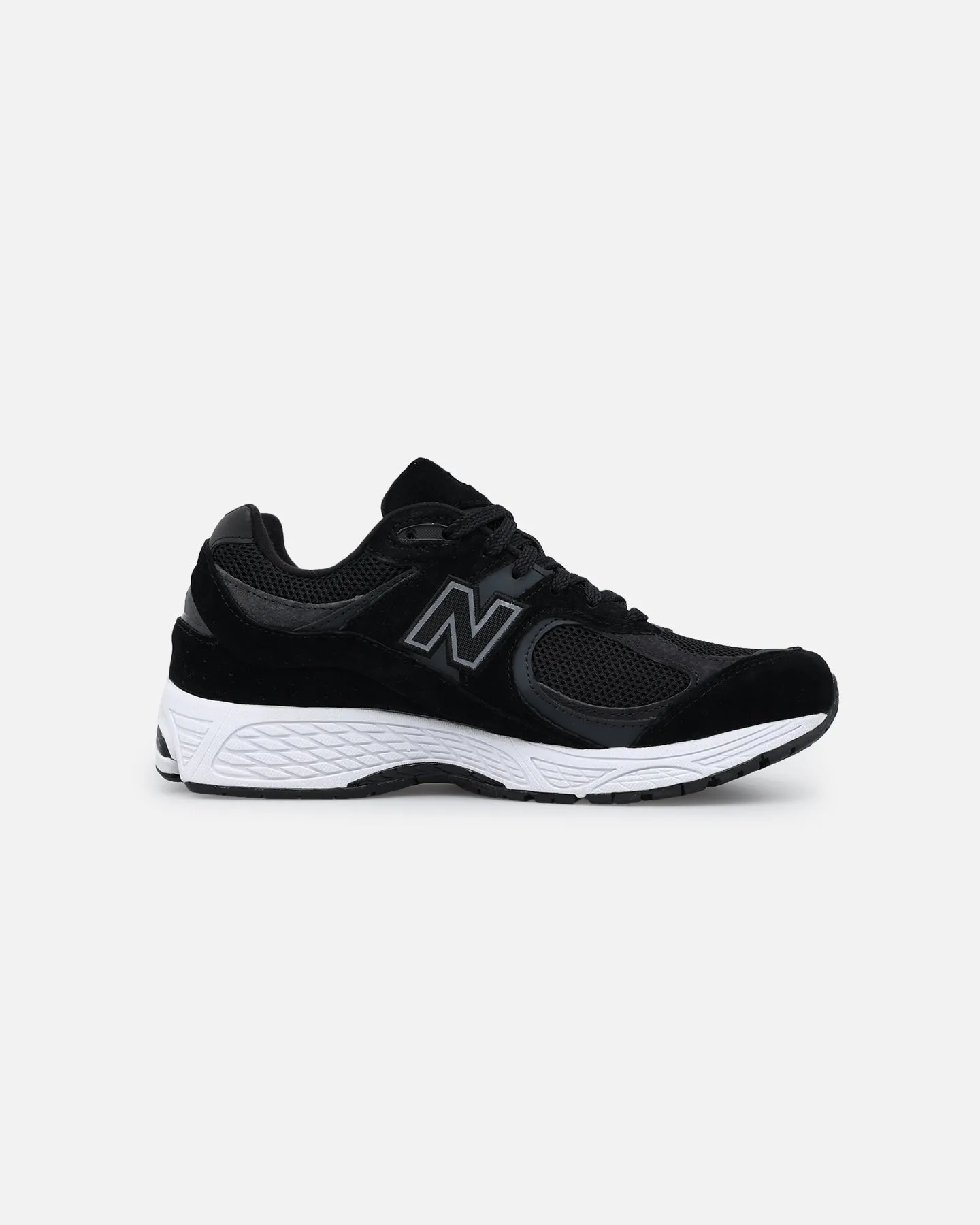 New Balance 2002R Black Wave Flow Modern Edge