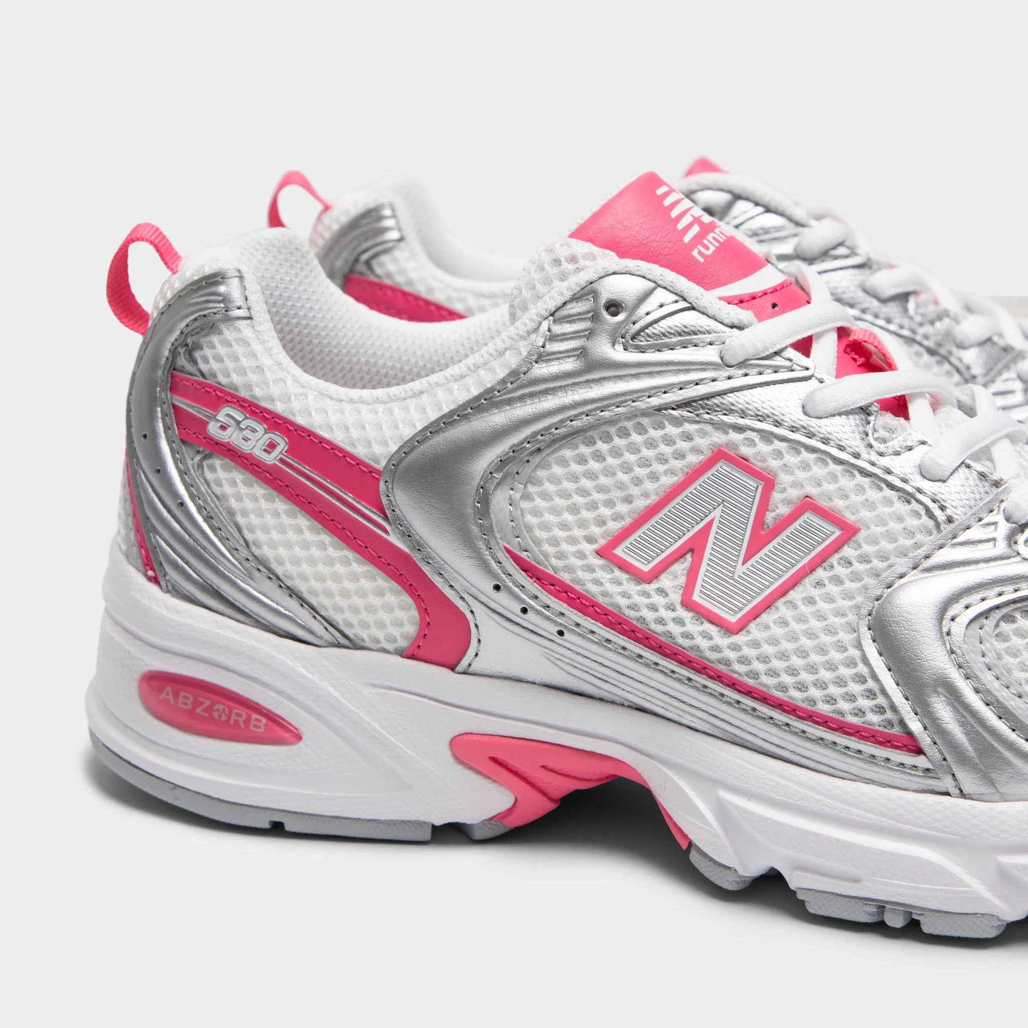 Party Glow Korean Trend New Balance 530 Silver Metallic / Dragon Berry