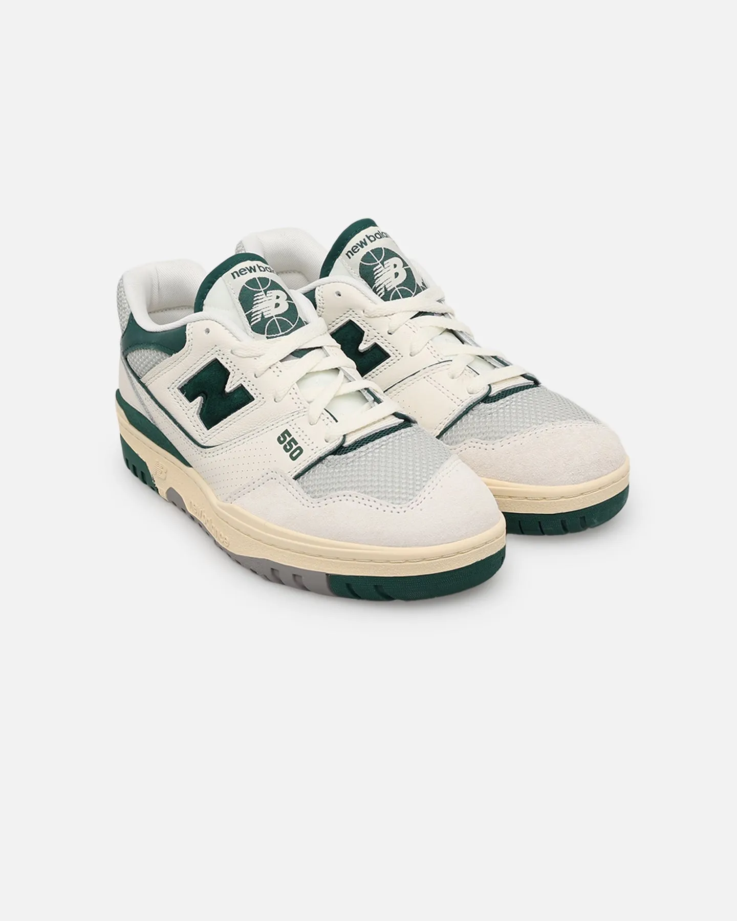 New Balance 550 "Sea Salt" White/Green Light Run Rapid pace