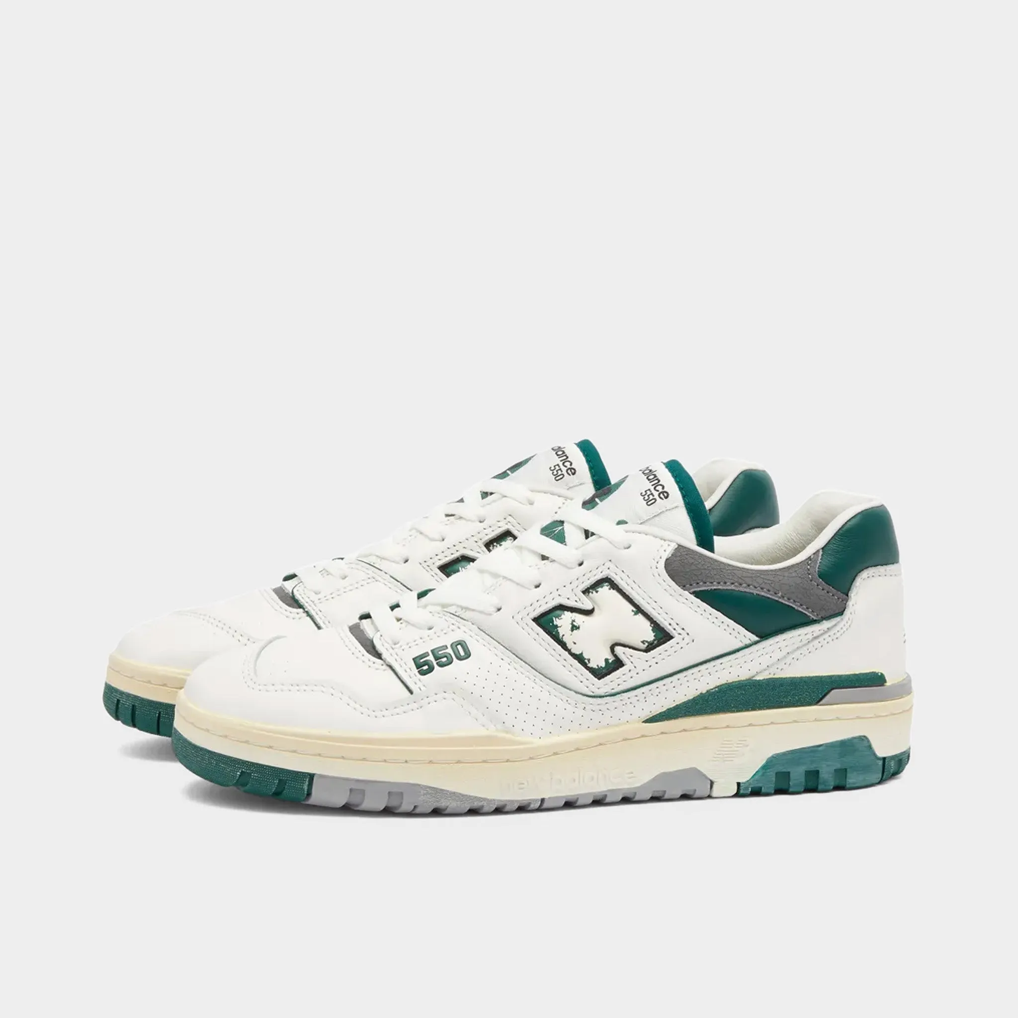 New Balance 550 Sea Salt / Marsh Green Flexible Motion