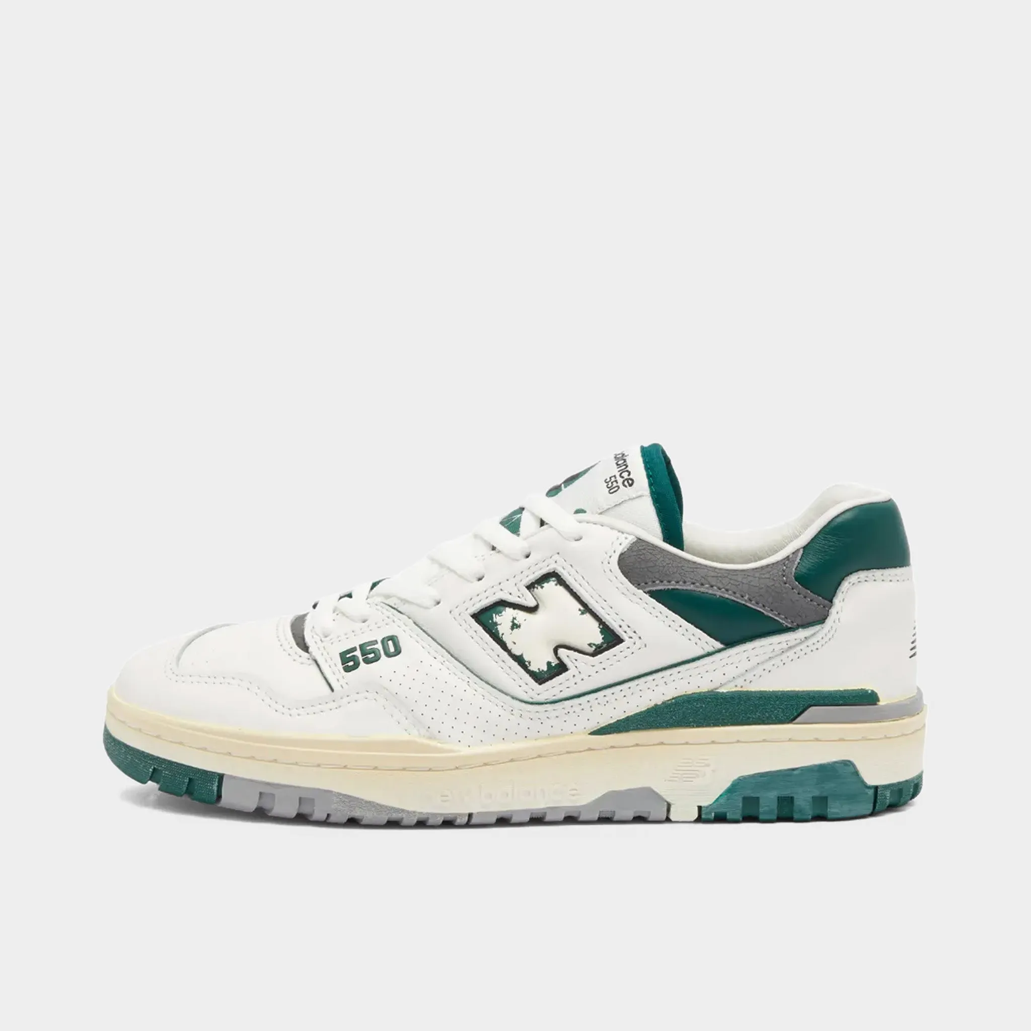 Wind Safe New Balance 550 Sea Salt / Marsh Green