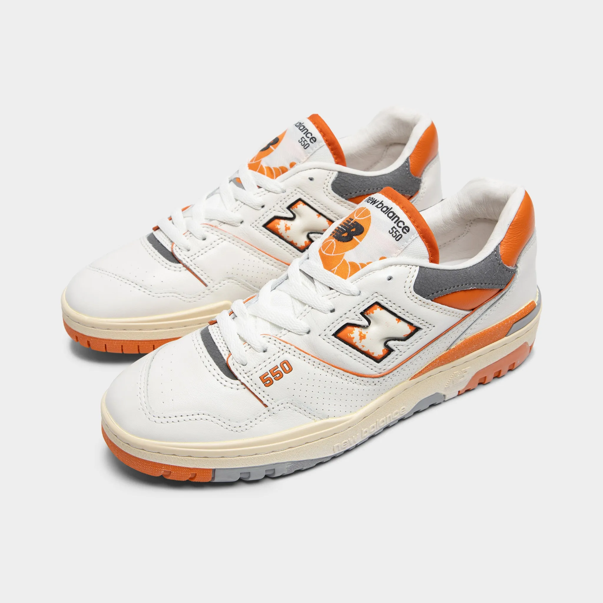 World Step Boho Free New Balance 550 White / Red - Grey
