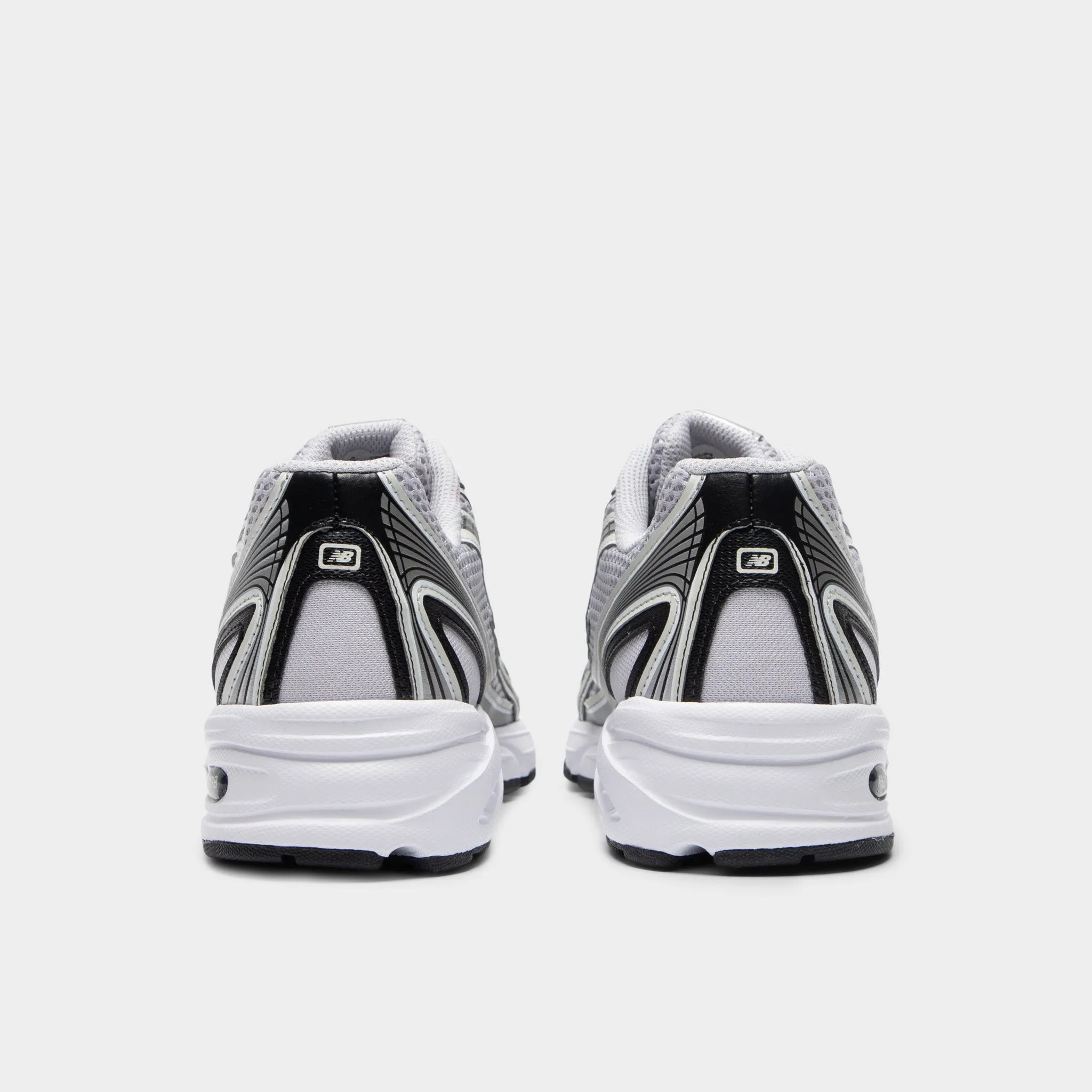 No Squeeze Mesh New Balance 740 Silver / White