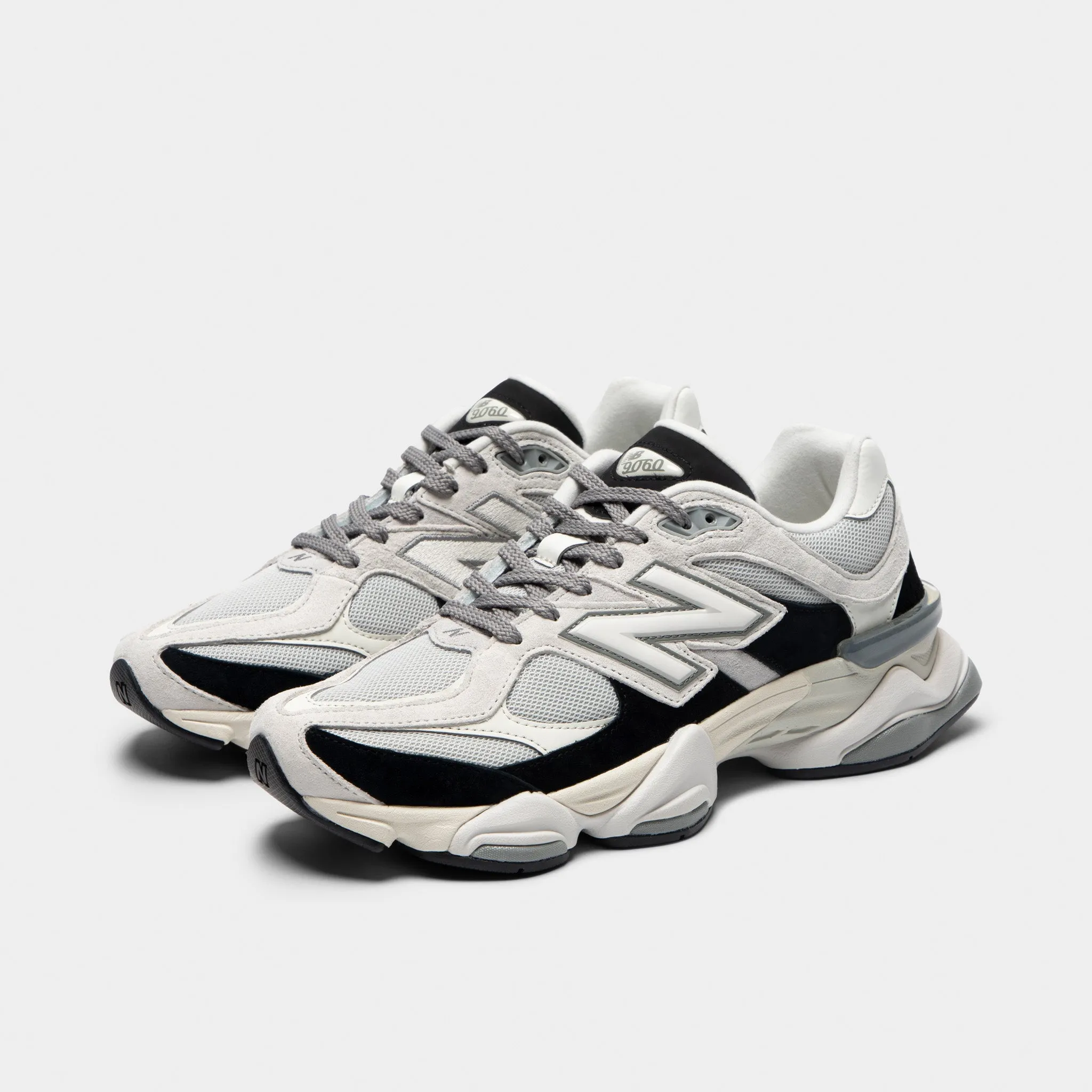 Business Fit Gentle Feel New Balance 9060 Black / Reflection