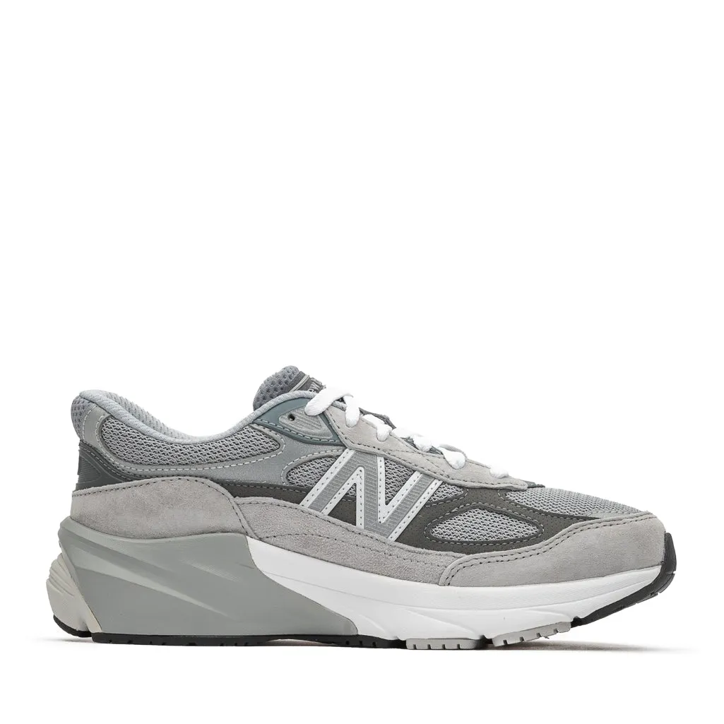 Sturdy Build Thermoregulating Lining New Balance FuelCell 990v6 (PS) - Grey