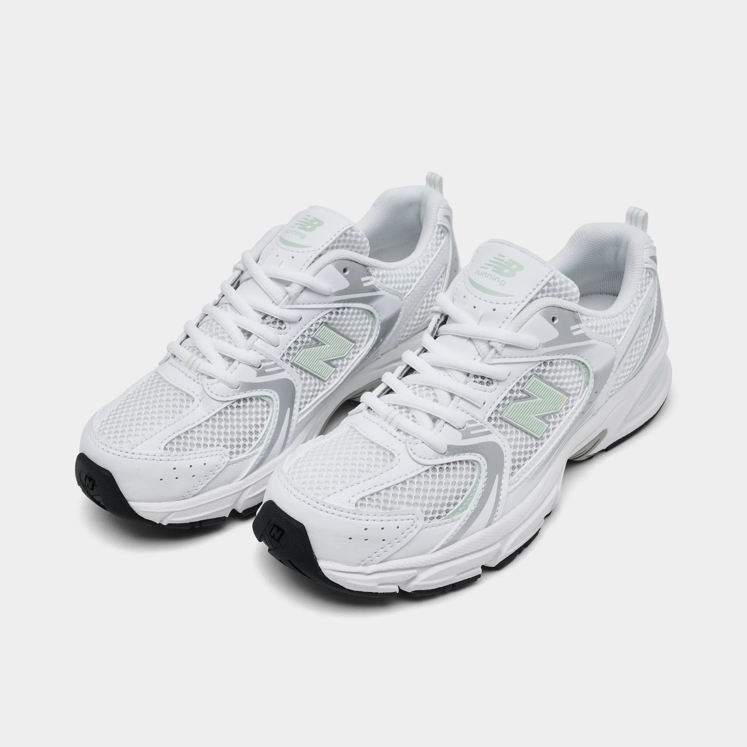 Clean Finish New Balance Juniors' 530 White / Silver