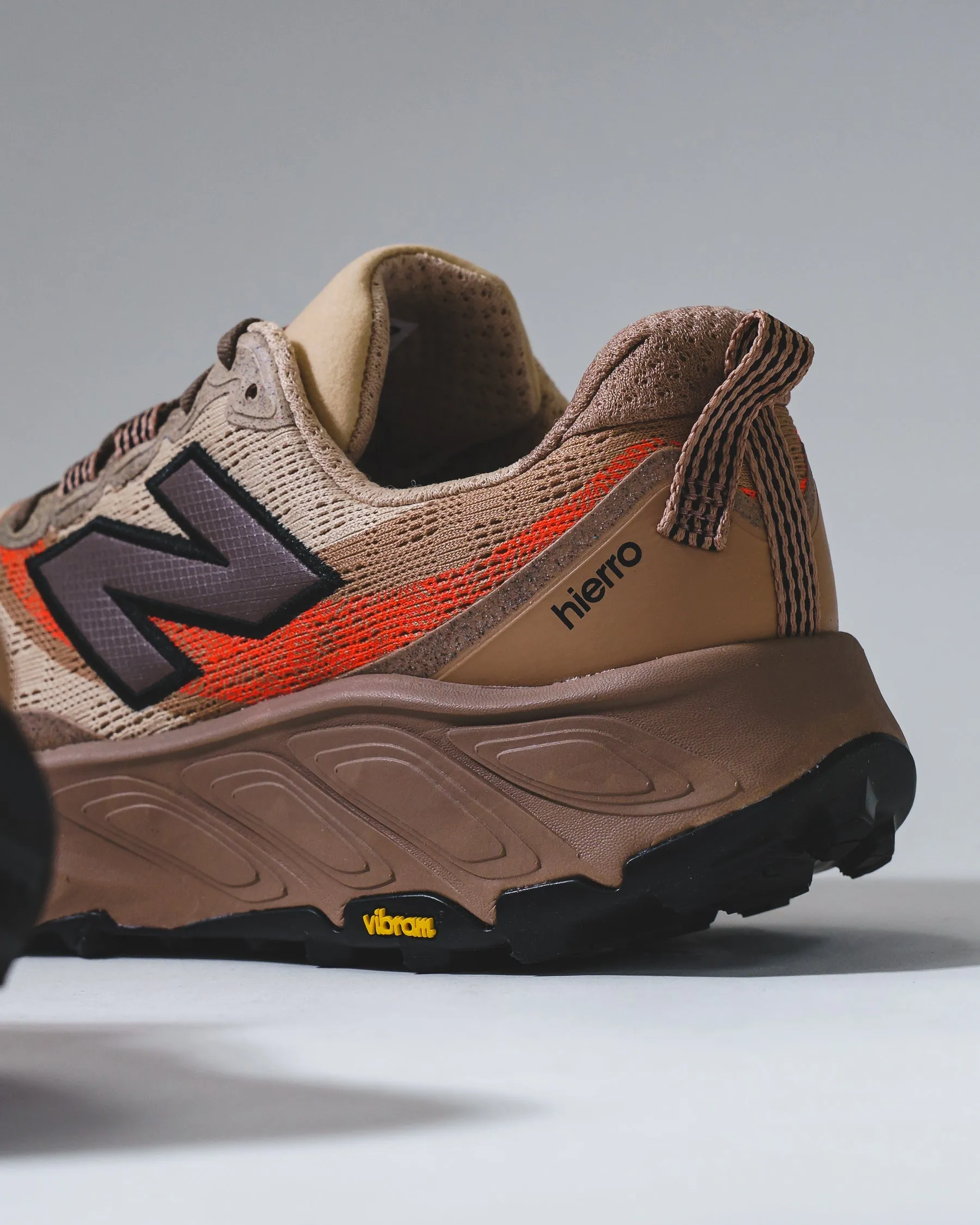 Toe Comfort Youth model New Balance Men Fresh Foam X Hierro v9 Dark Juniper MTHIERV9