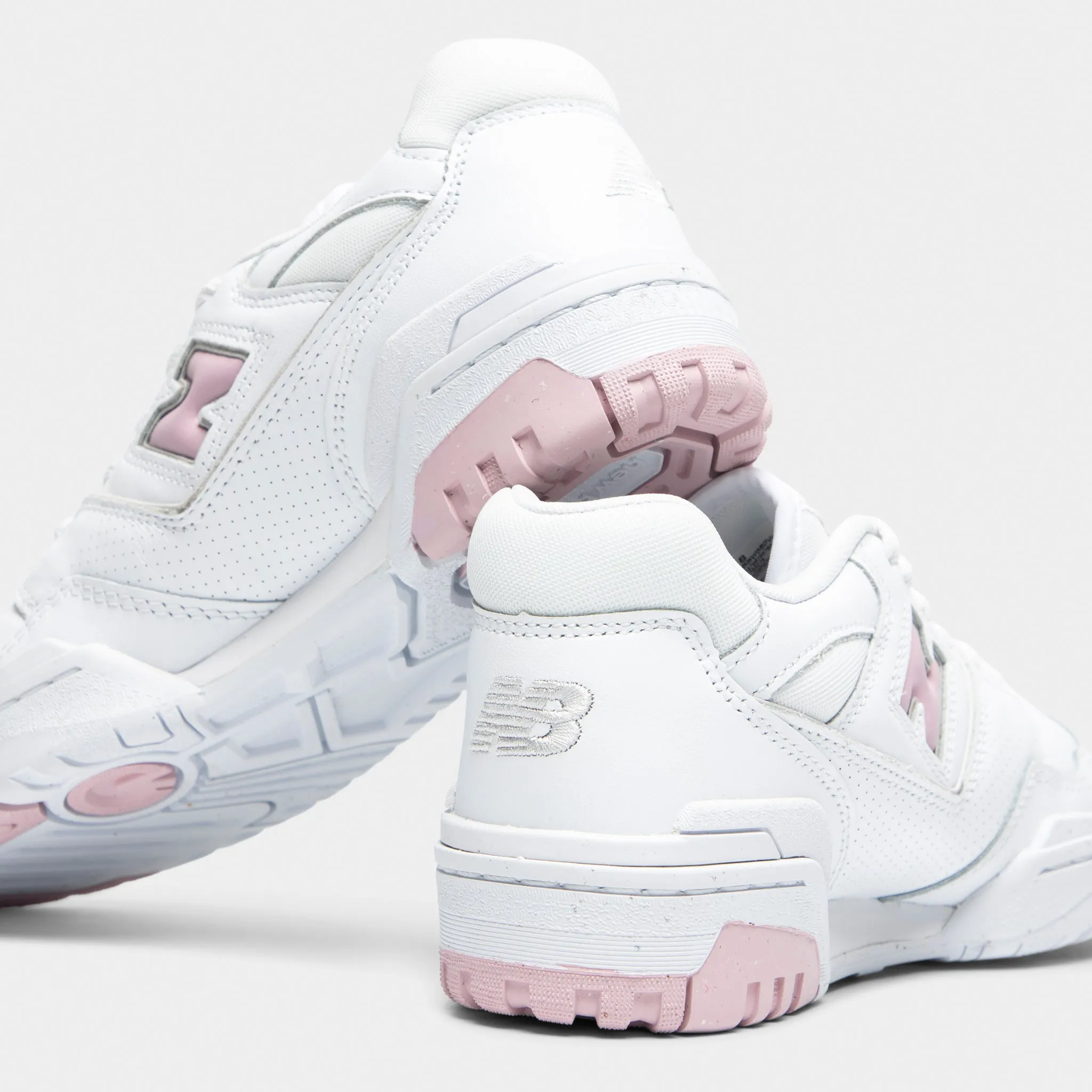 New Balance Women's 550 White / Twilight Haze Smooth Wear Comfortable Forefoot