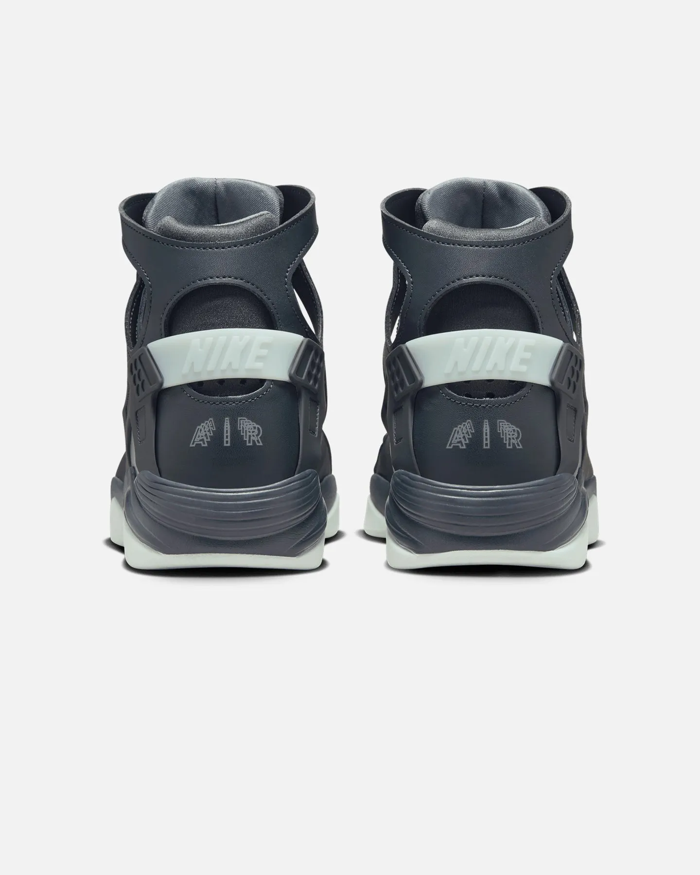 Nike Air Flight Huarache Dark Smoke Grey/Black Silver Shine Rapid pace