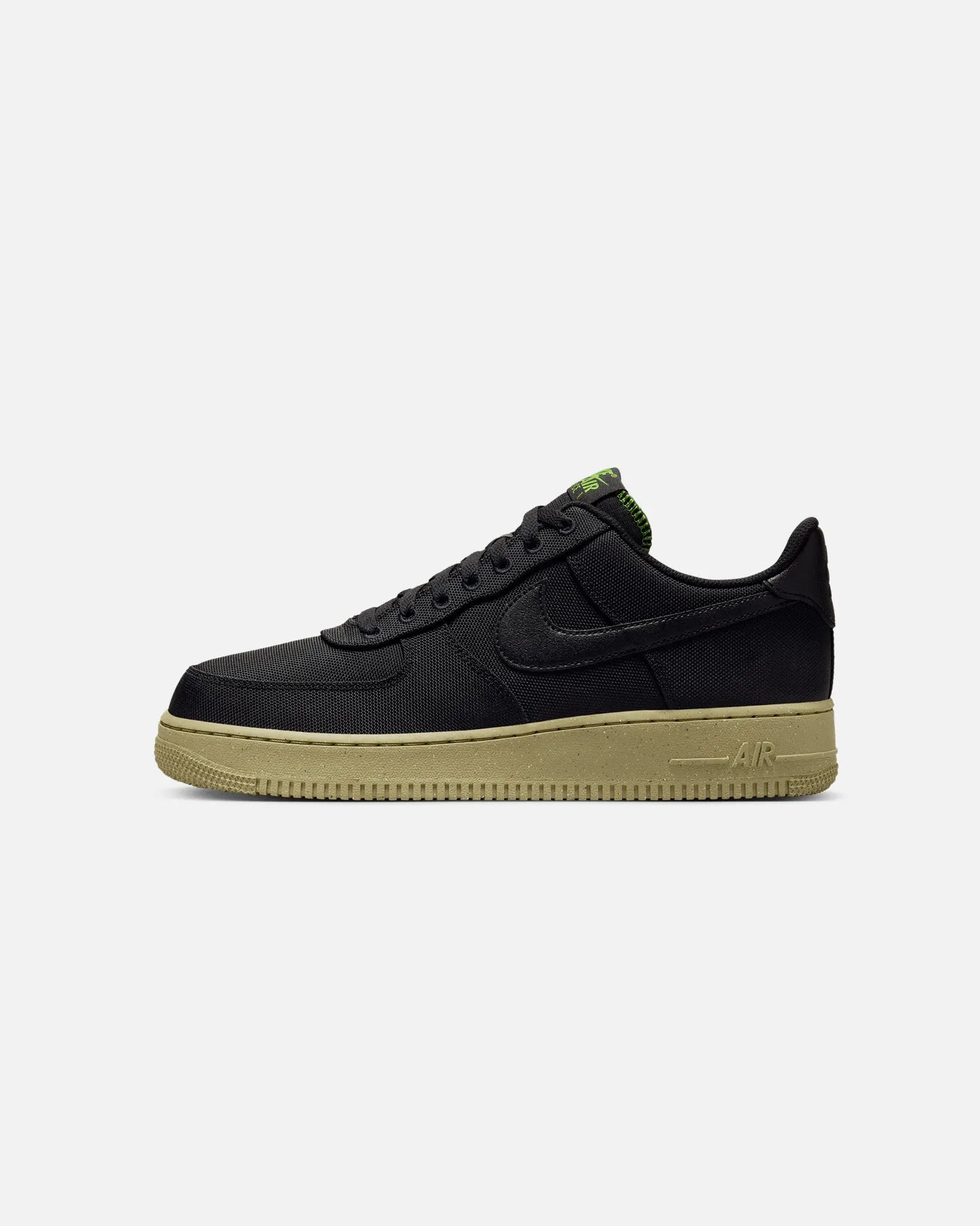Mesh Upper Stable Nike Air Force 1 '07 LV8 Black/Black