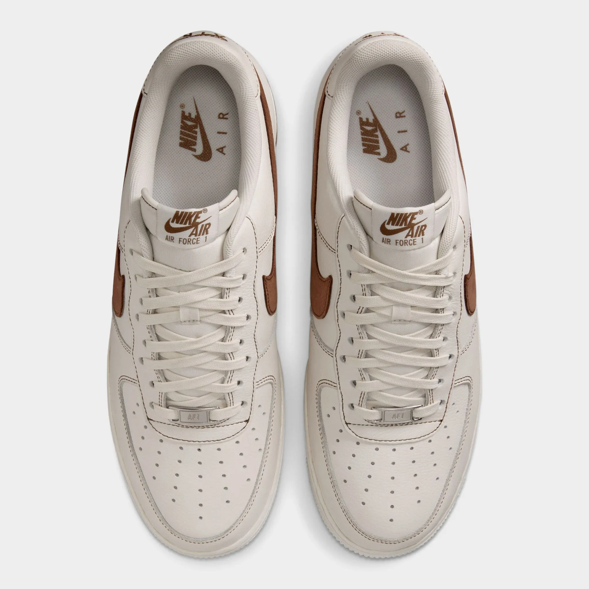 Run Errands Nike Air Force 1 '07 LV8 Ivory / Saddle Brown