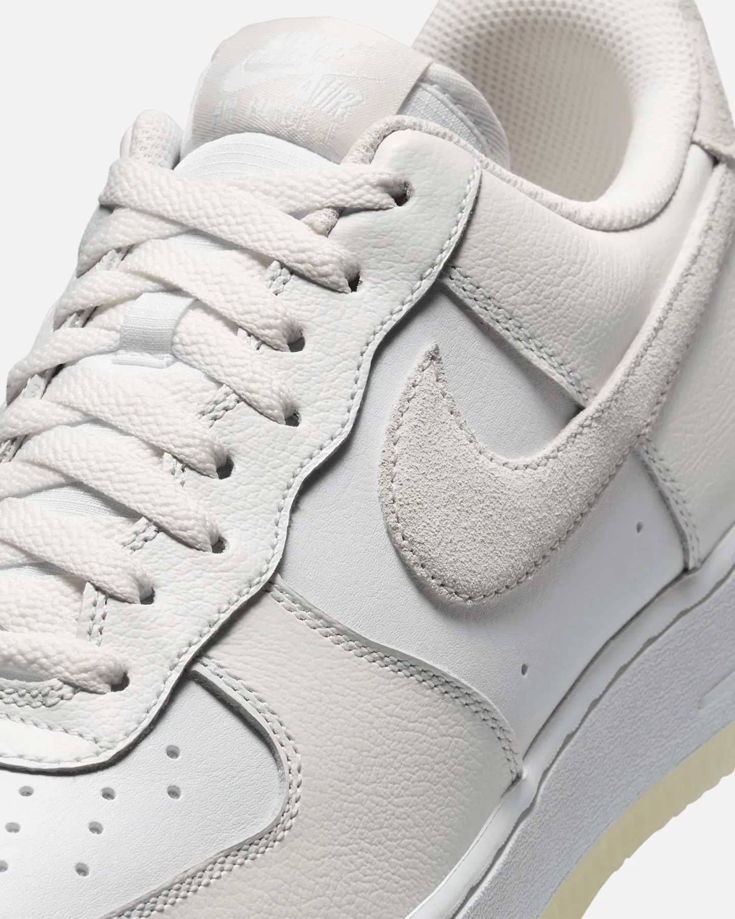 Nike Air Force 1 '07 LV8 White/Phantom Hot Mood