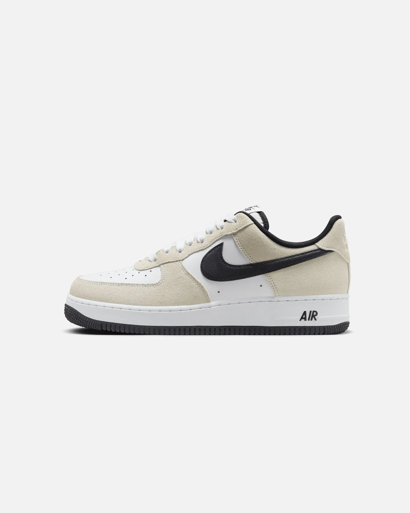 Energy Boost Nike Air Force 1 '07 LV8 White/White-Black