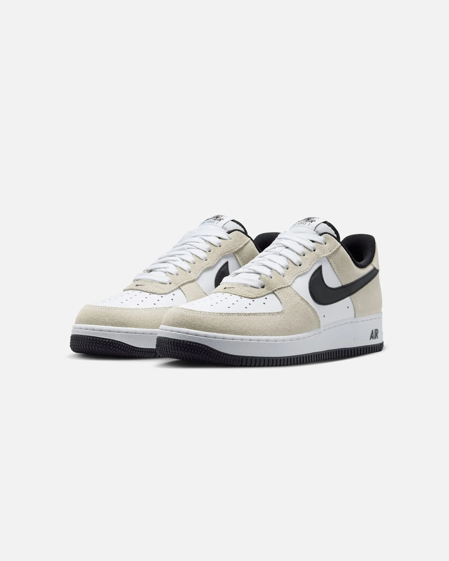 Ocean Walk Nike Air Force 1 '07 LV8 White/White-Black