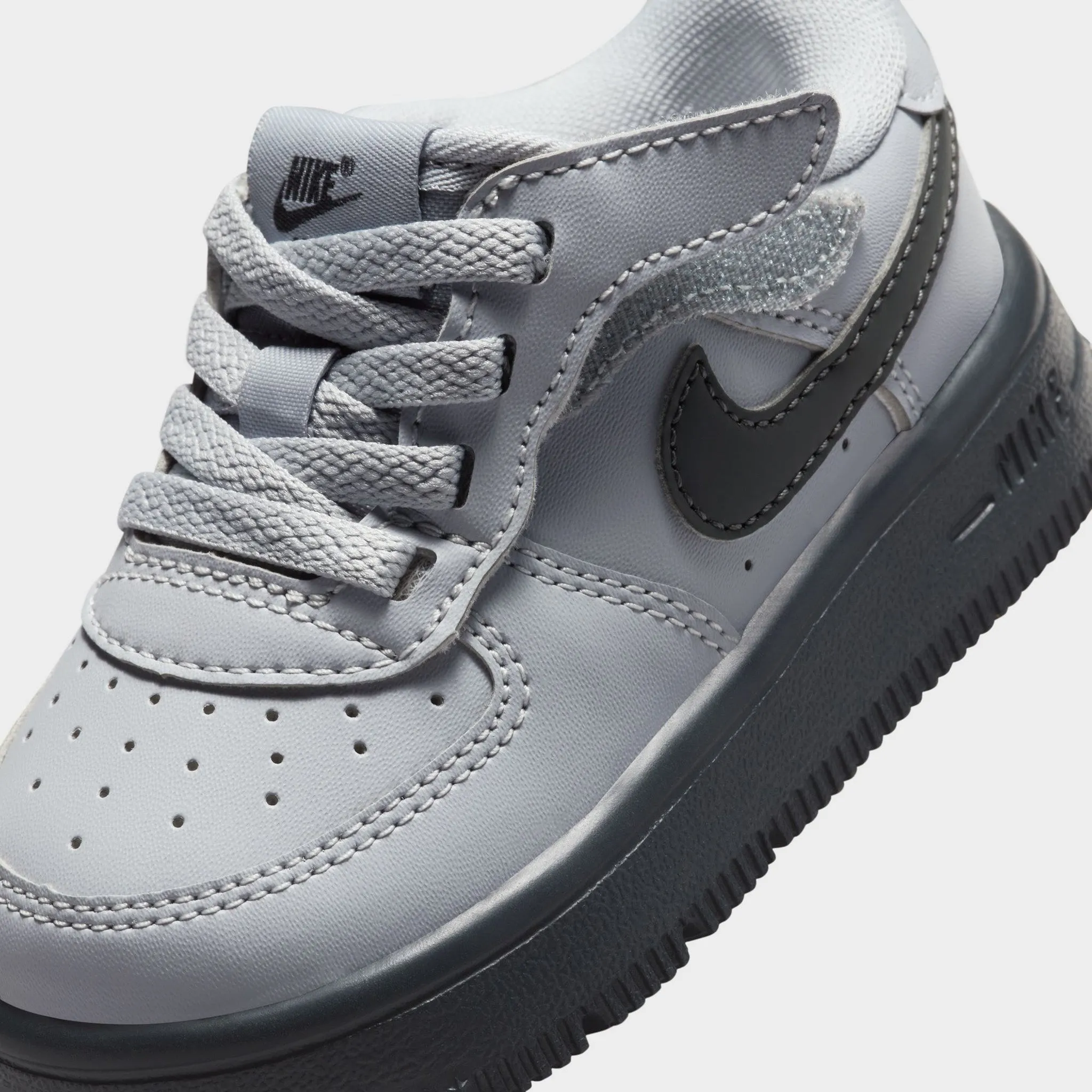 City Adventure Ultra light Nike Air Force 1 Low Easyon TD Wolf Grey / Dark Smoke Grey