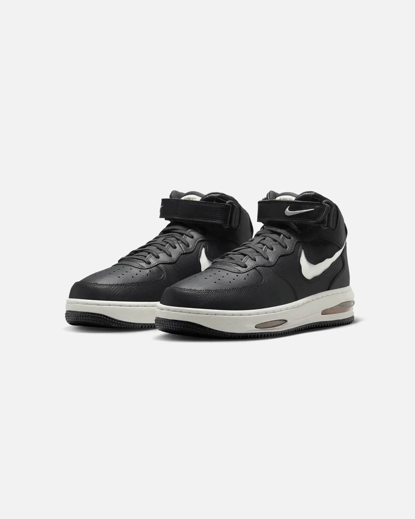 Comfort Padding Trail Ease Nike Air Force 1 Mid Evo Anthracite