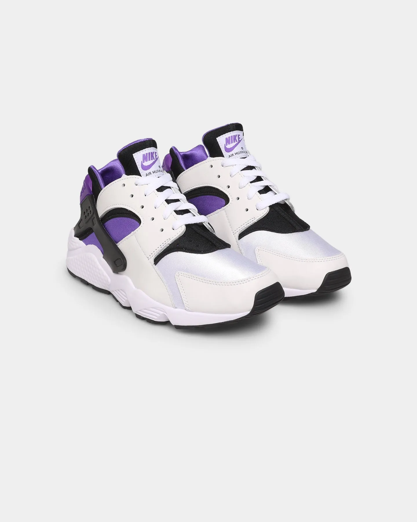 Easy Wear Luggage Fit Nike Air Huarache White/Black