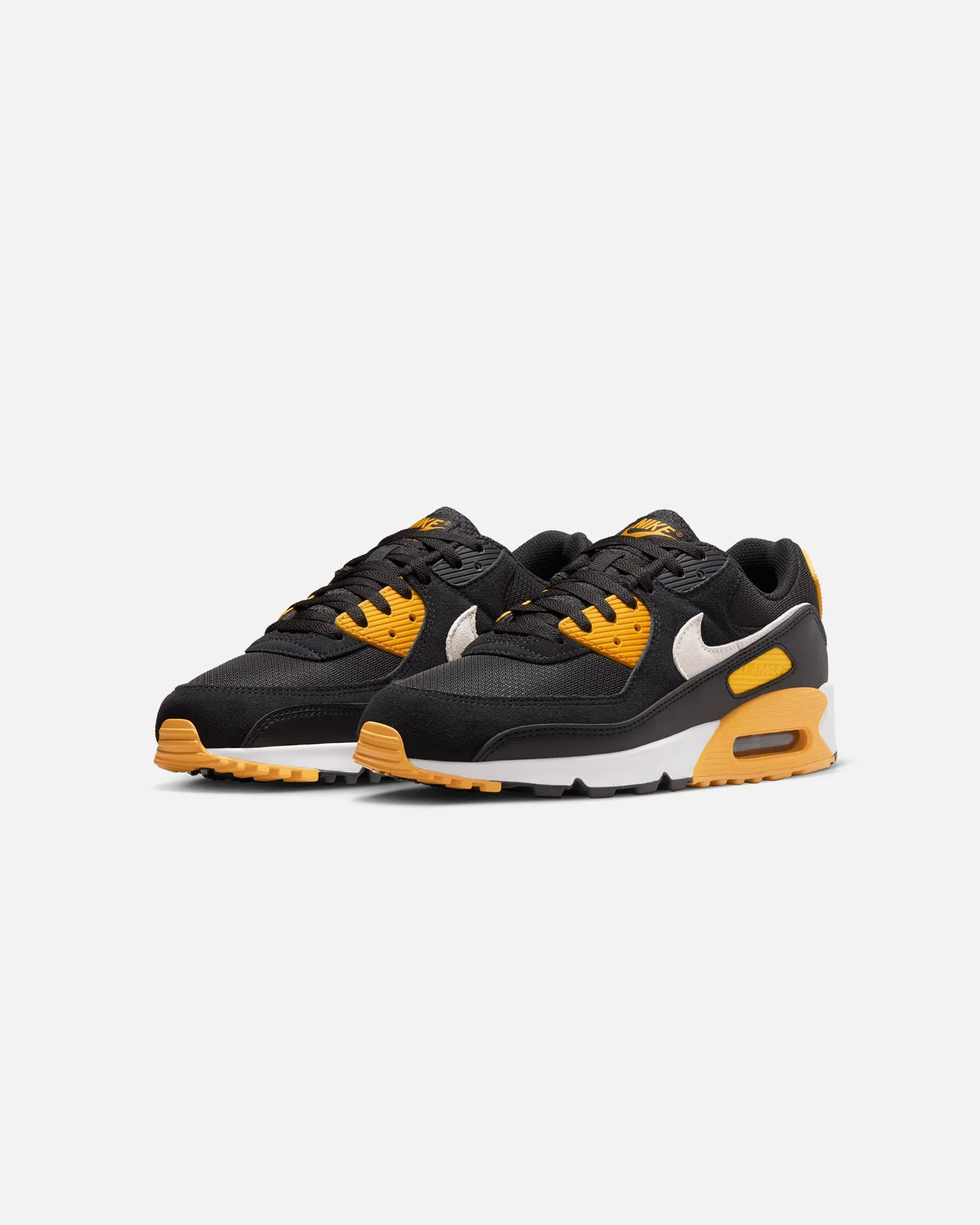 Street Mood Nike Air Max 90 Black/White