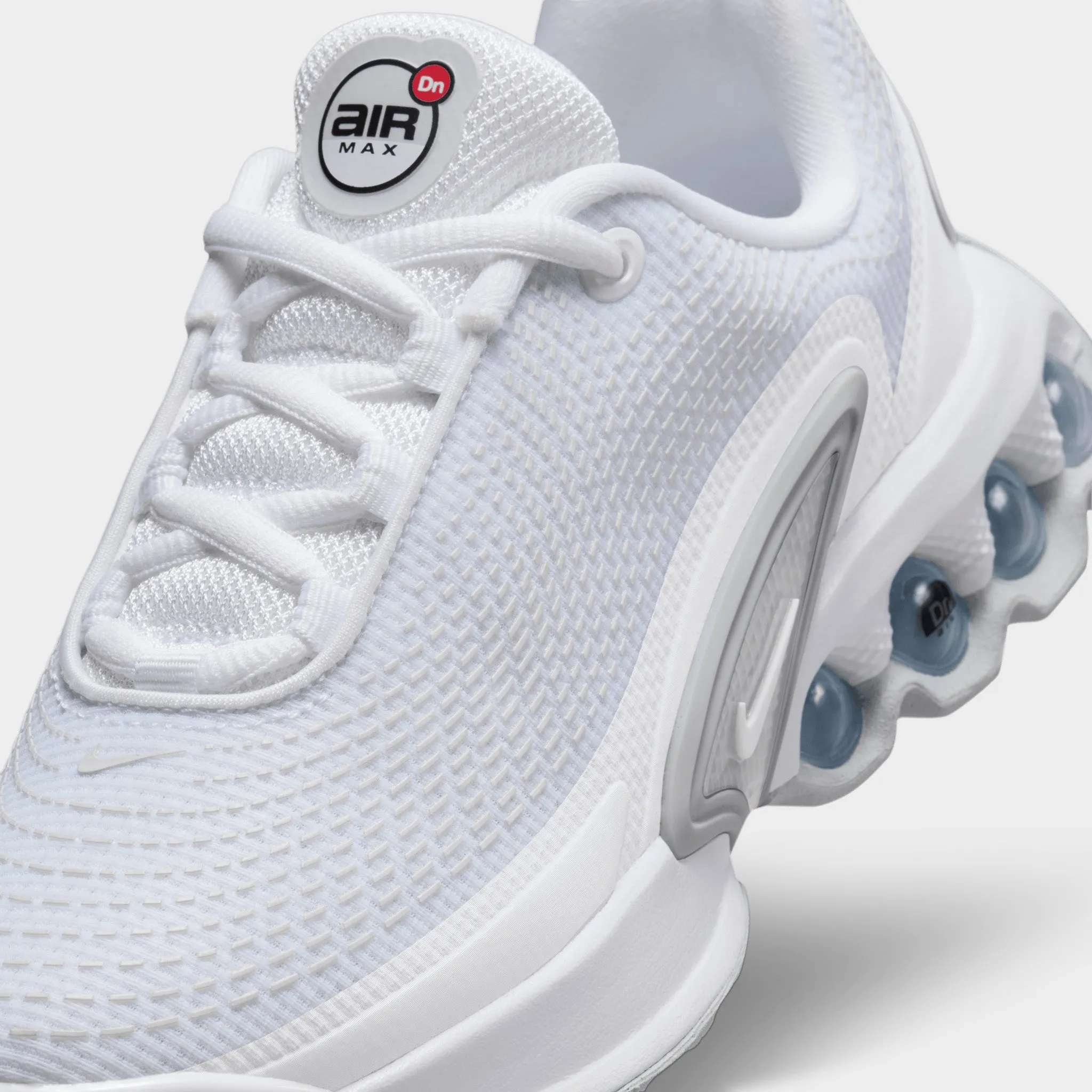 Nike Air Max DN GS White / White - Metallic Silver Outdoor Vibe On Road