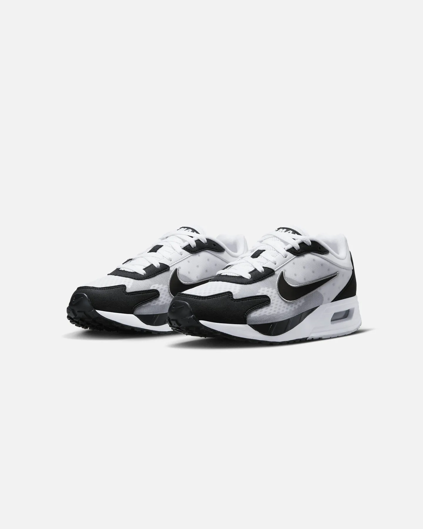 Travel Must Clean White Nike Air Max Solo White/Black/Pure Platinum