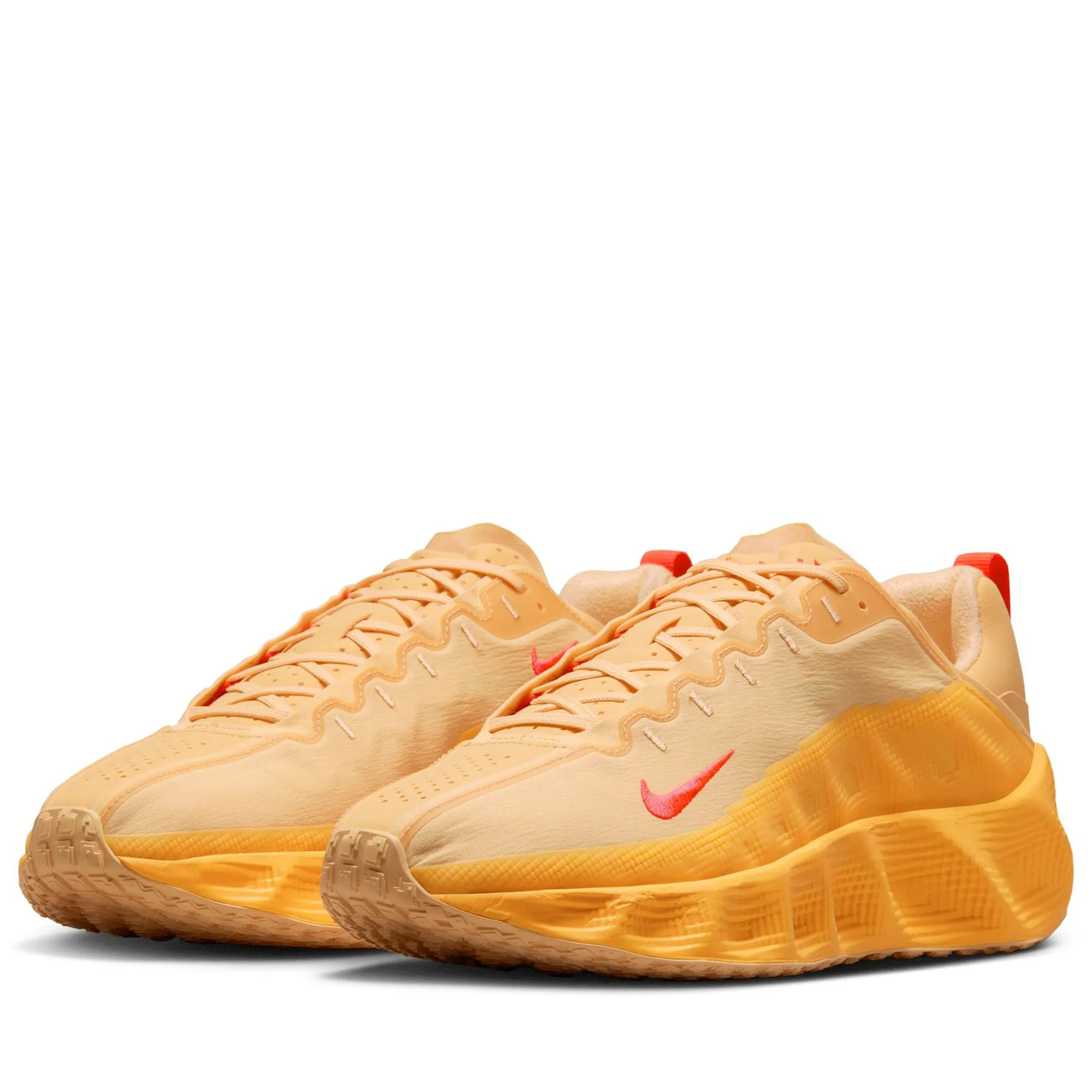 MemoryFoamInsole Cushioned Midsole Nike Ava Rover - Celestial Gold/Bright Crimson