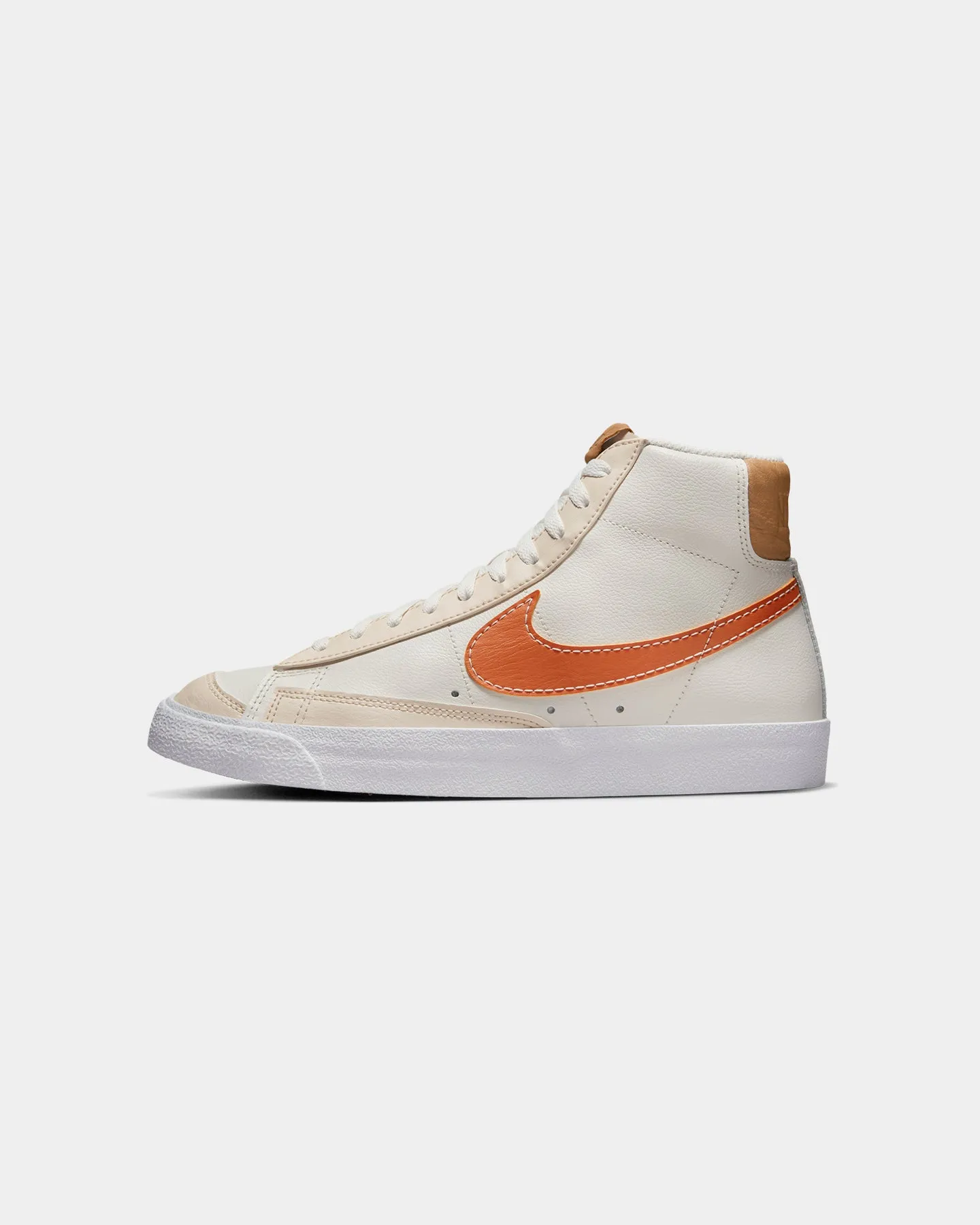 Run Free Nike Blazer Mid '77 EMB "Inspected By Swoosh" Phantom/Hot Curry-Pearl White