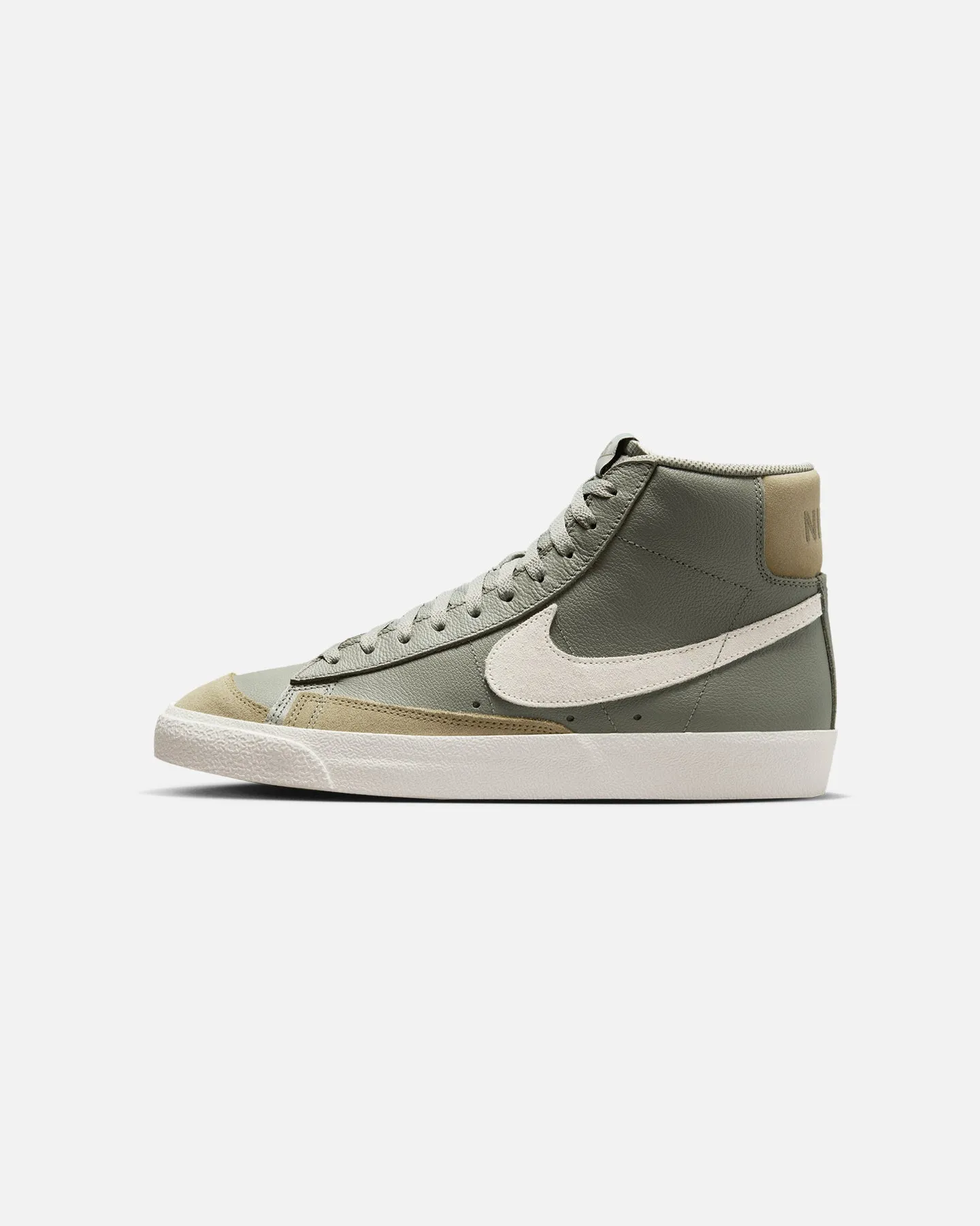 Nike Blazer Mid '77 Premium Essential  Dark Stucco/Phantom Anti Odor Metal Edge