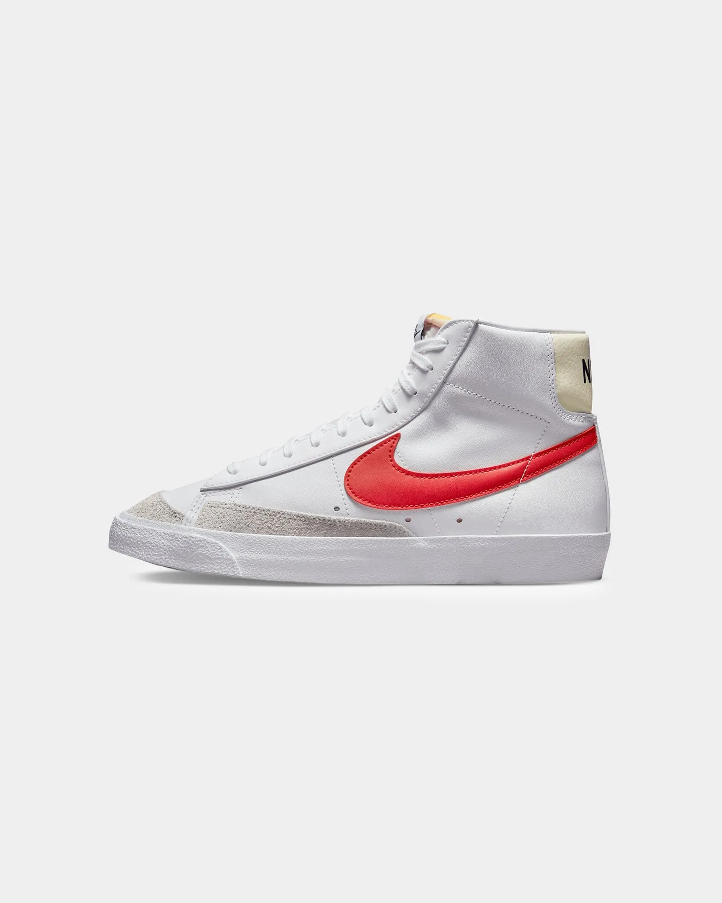 Trail Ease Nike Blazer Mid '77 Vintage White/Picante Red