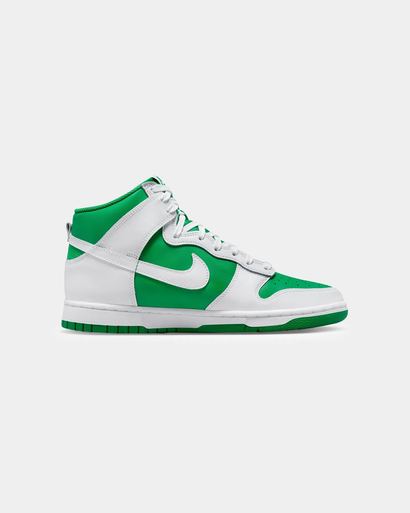 Pose Ready Nike Dunk High Retro Be True To Your School "Pine Green" Stadium Green/White